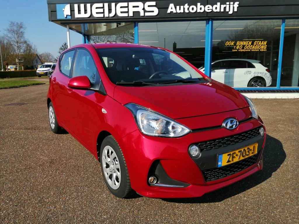 Hoofdafbeelding Hyundai i10