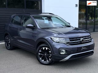 Hoofdafbeelding Volkswagen T-Cross Volkswagen T-Cross 1.0 TSI Go Camera | Carplay | Nette auto!