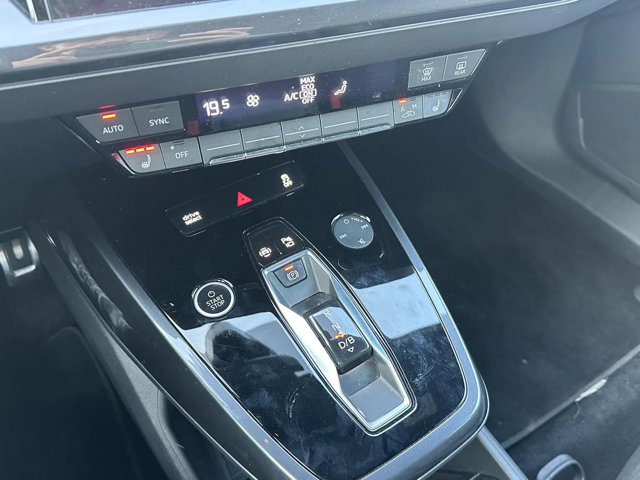 Hoofdafbeelding Audi Q4 Sportback e-tron