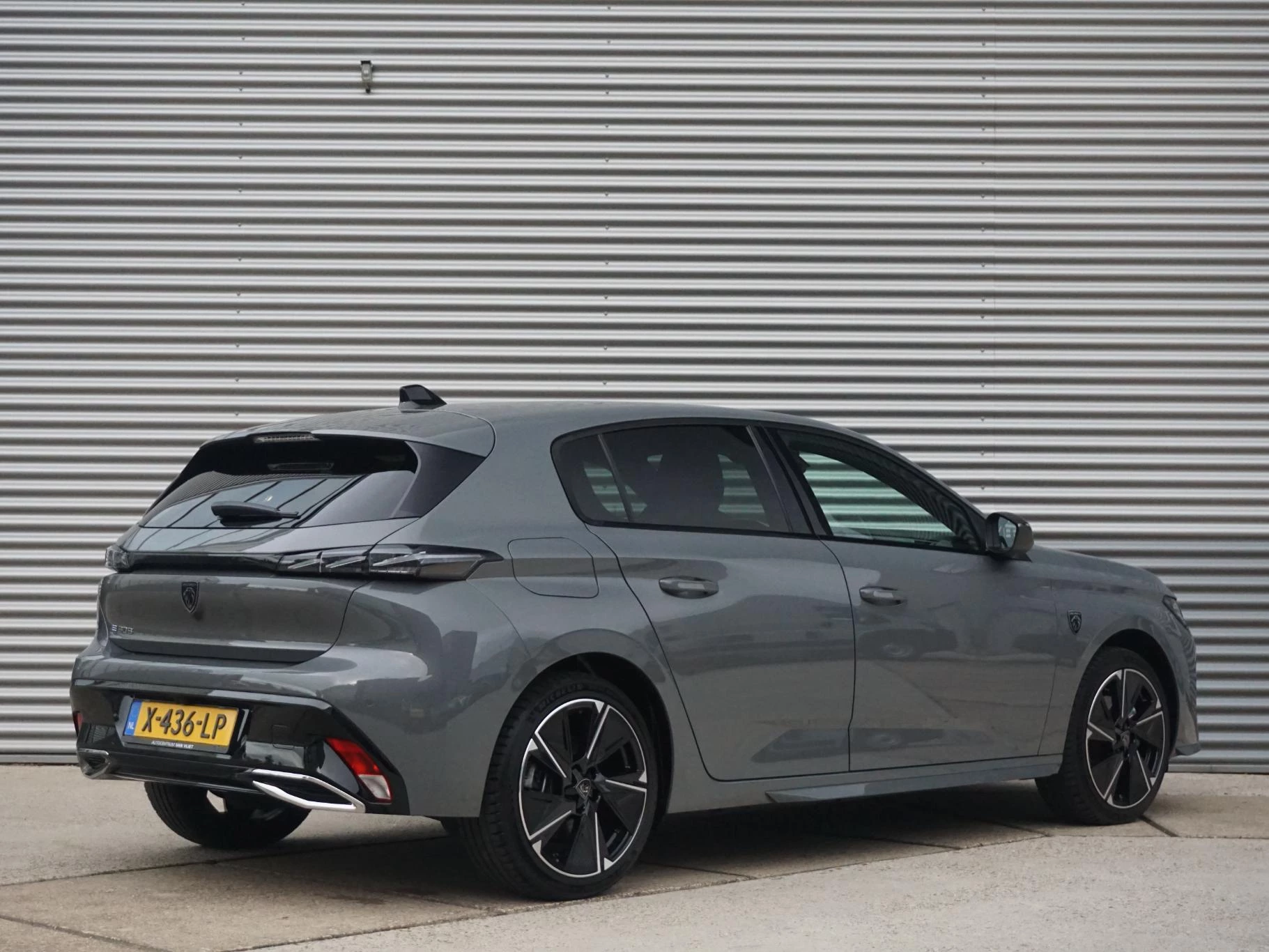 Hoofdafbeelding Peugeot e-308