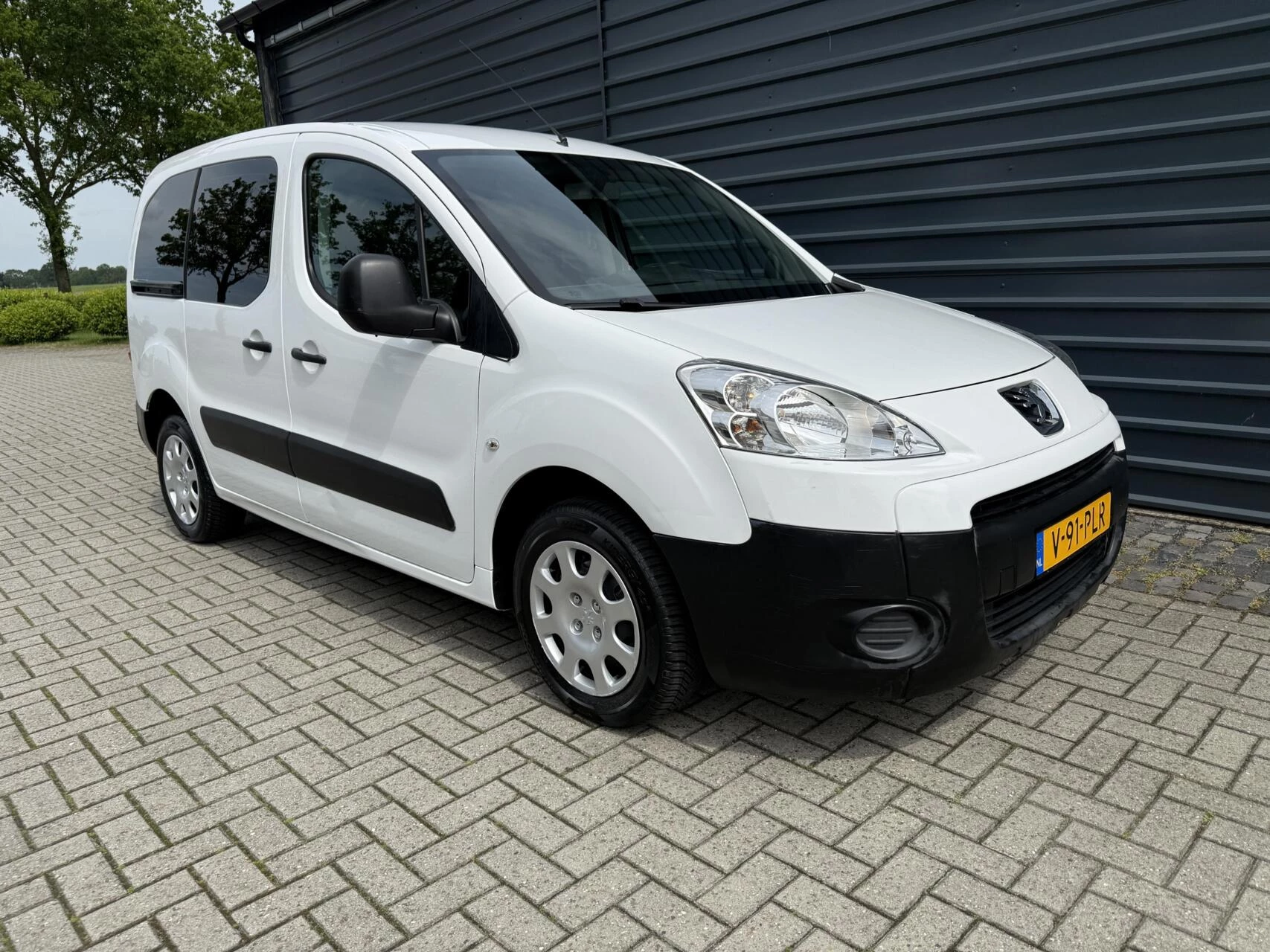 Hoofdafbeelding Peugeot Partner