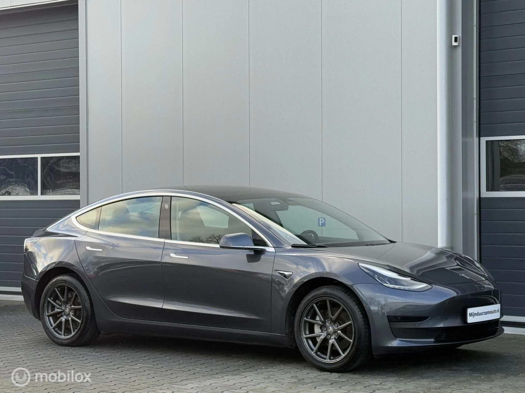 Hoofdafbeelding Tesla Model 3