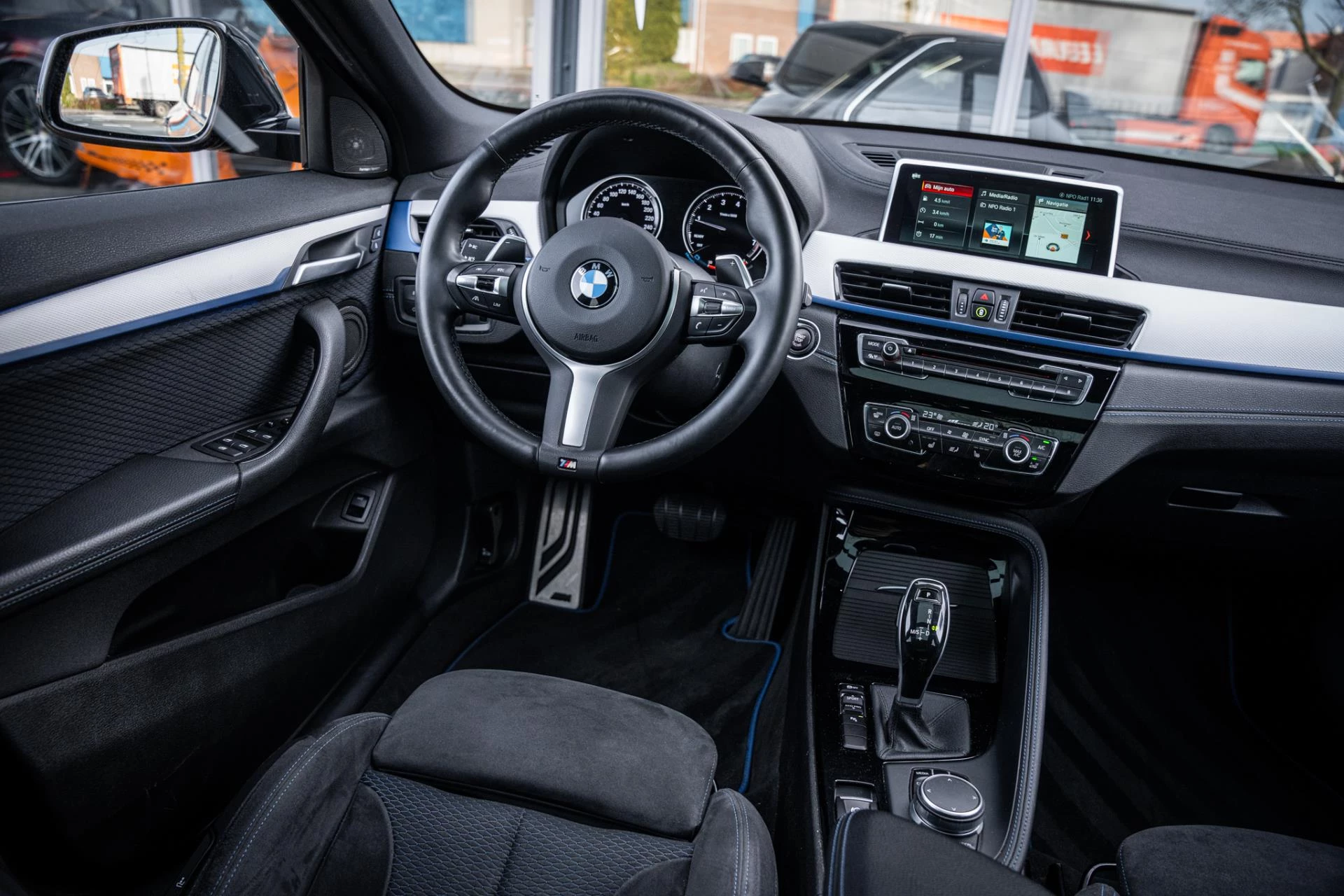 Hoofdafbeelding BMW X2