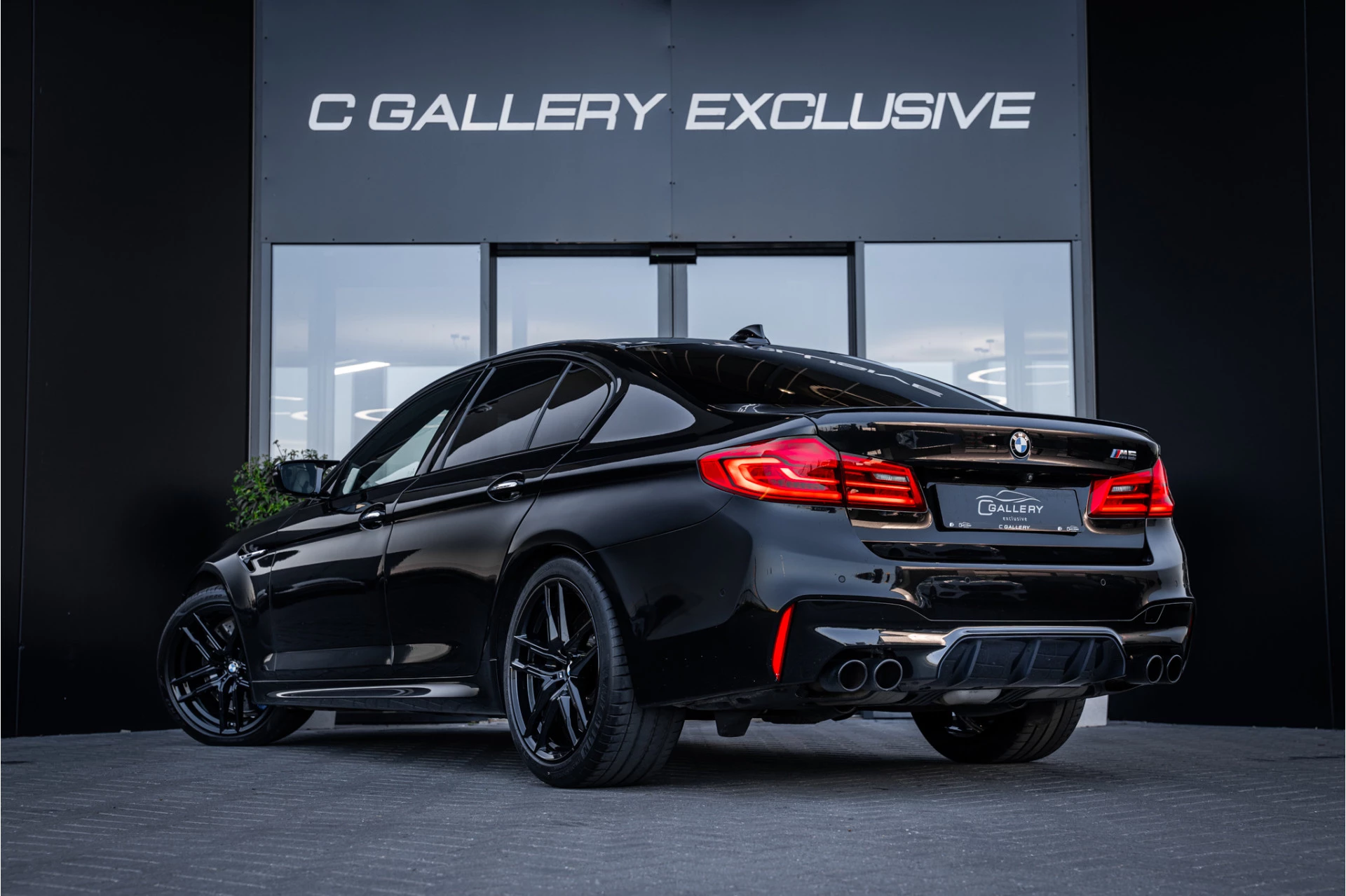 Hoofdafbeelding BMW M5