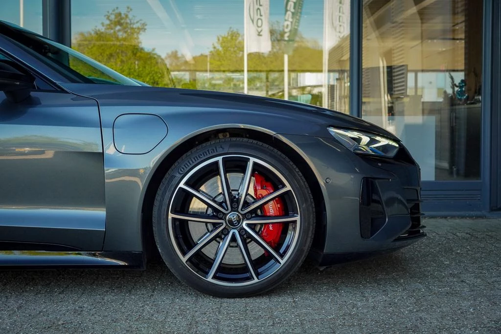 Hoofdafbeelding Audi e-tron GT