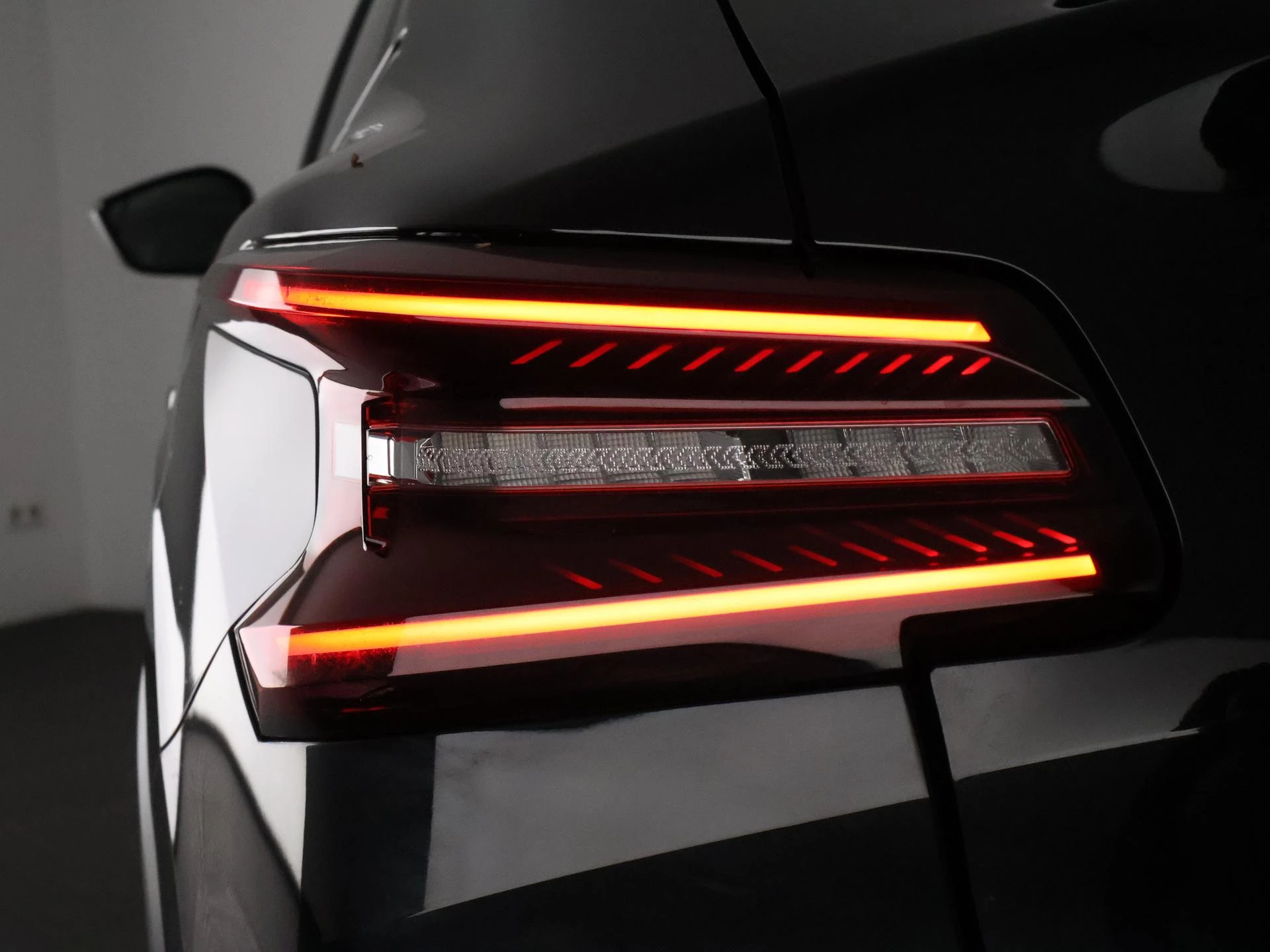 Hoofdafbeelding Citroën ë-C4 X