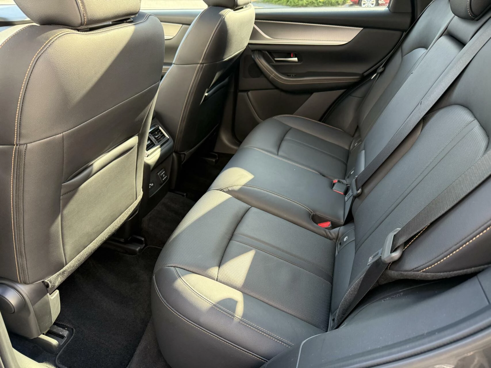 Hoofdafbeelding Mazda CX-60