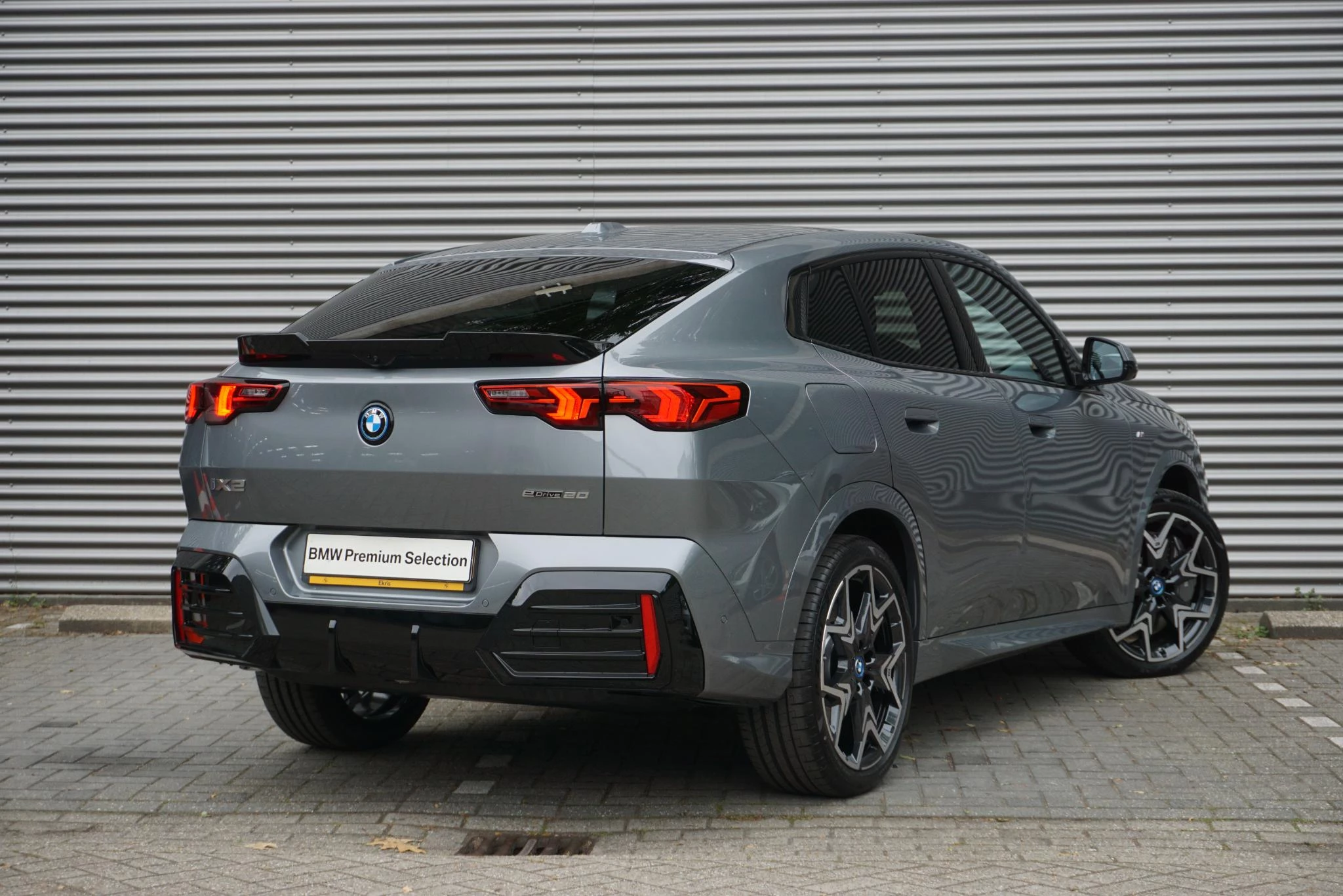 Hoofdafbeelding BMW iX2