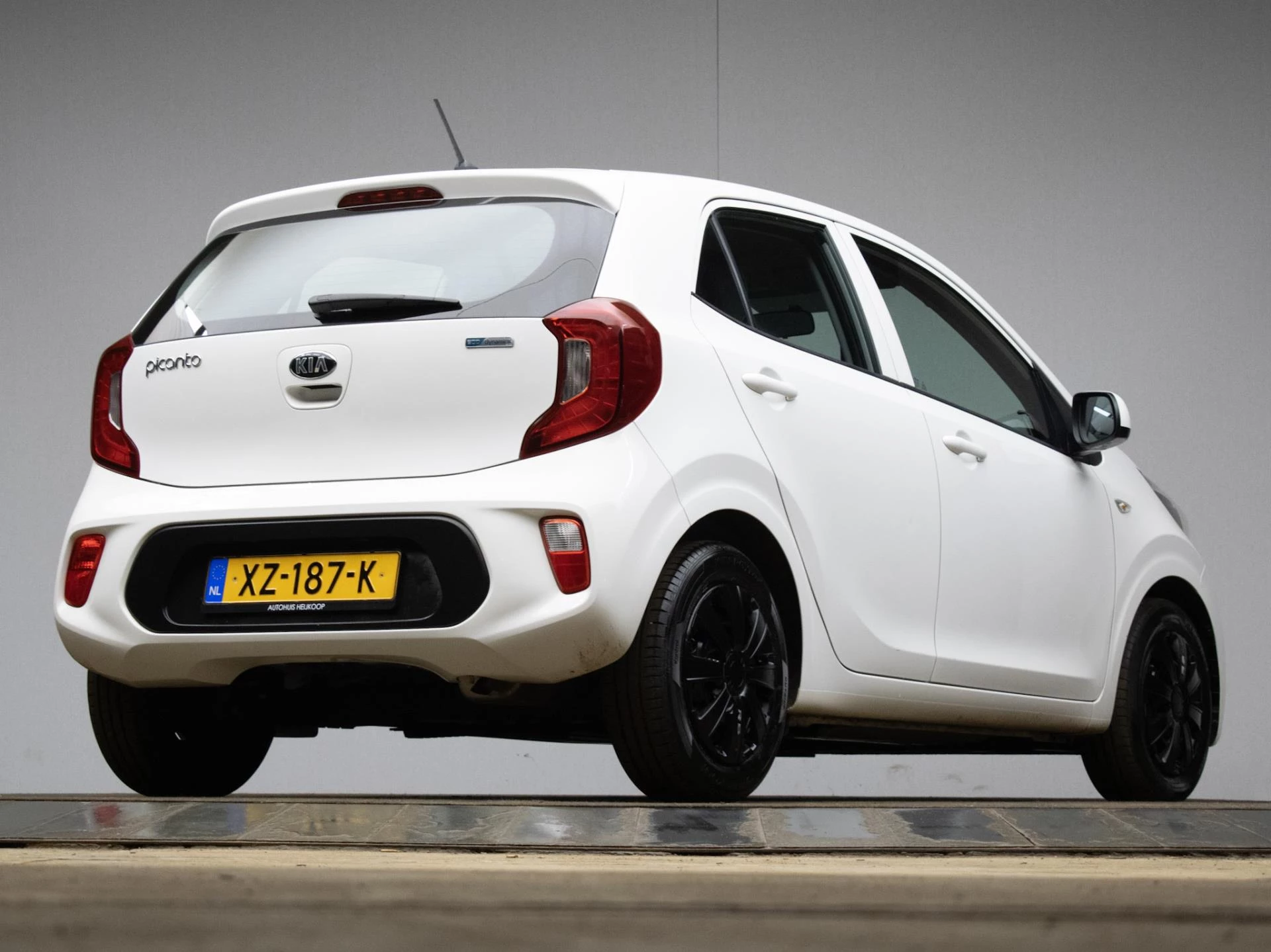 Hoofdafbeelding Kia Picanto