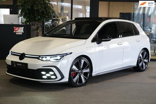 Hoofdafbeelding Volkswagen Golf Volkswagen Golf 1.4 eHybrid GTE 245PK Pano Navi Virtual IQ Led Mistlampen