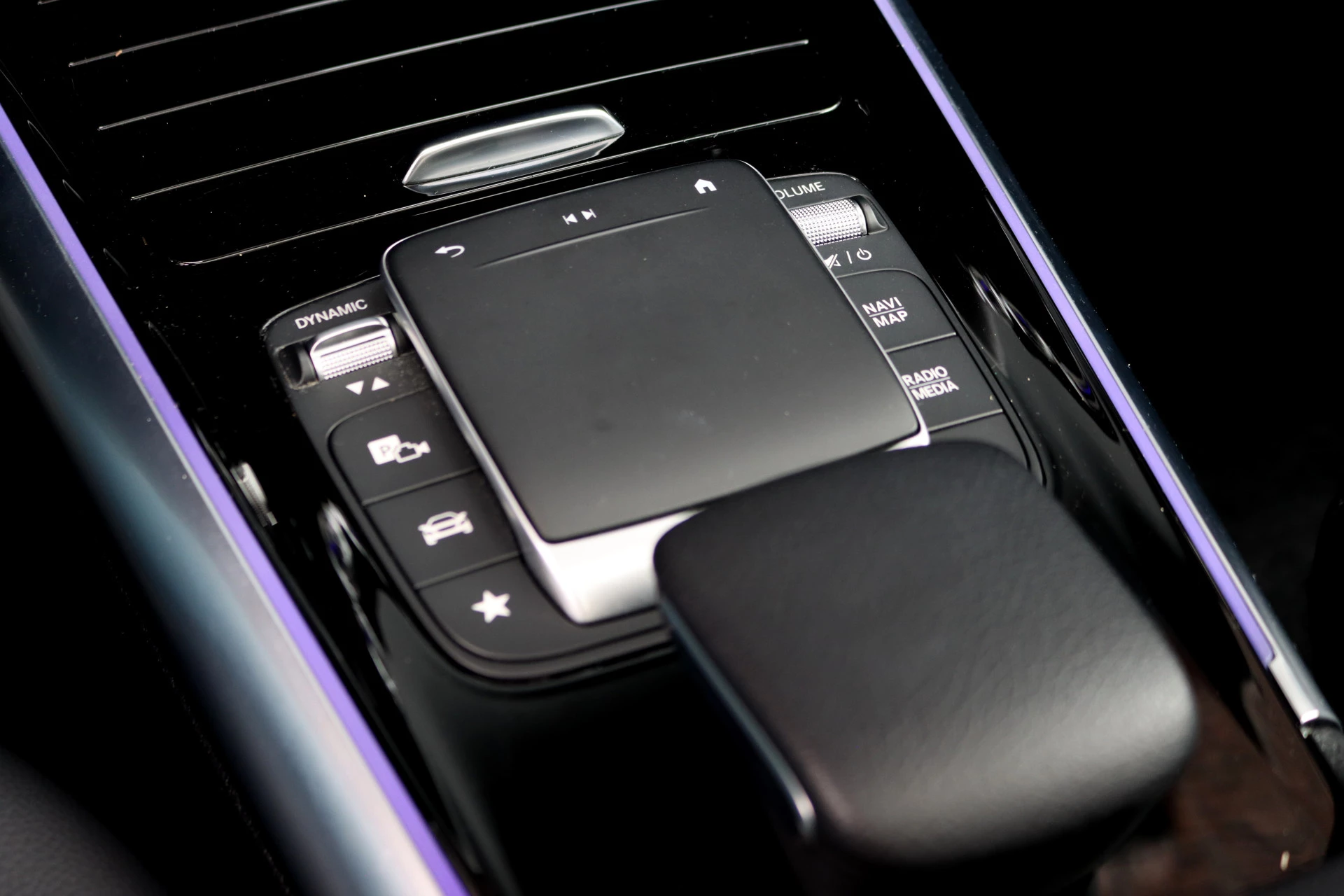 Hoofdafbeelding Mercedes-Benz EQA