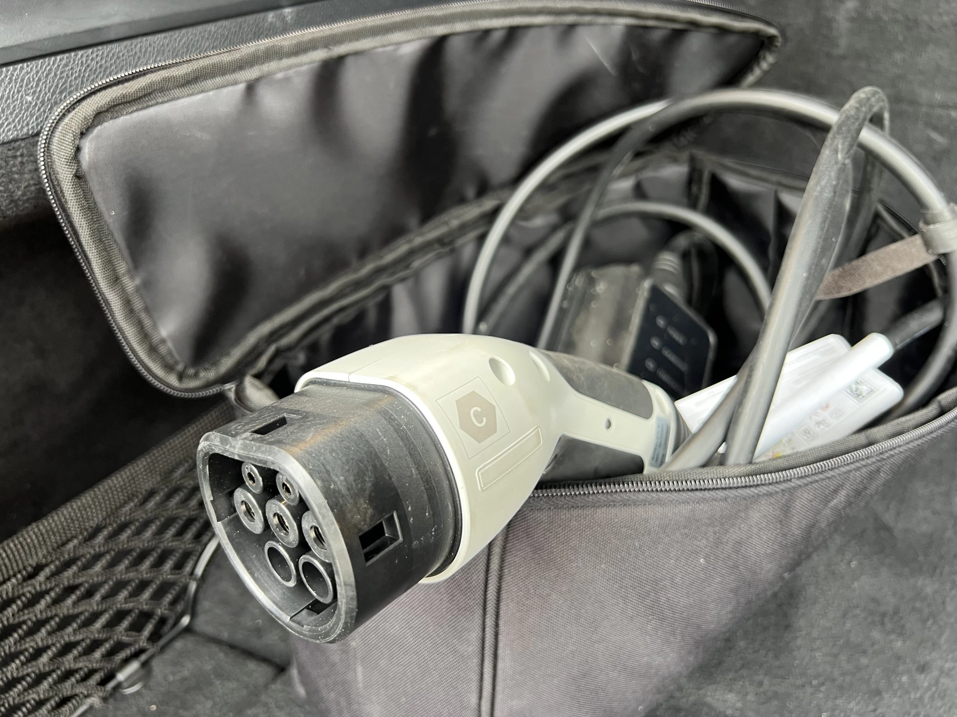 Hoofdafbeelding Mercedes-Benz EQC