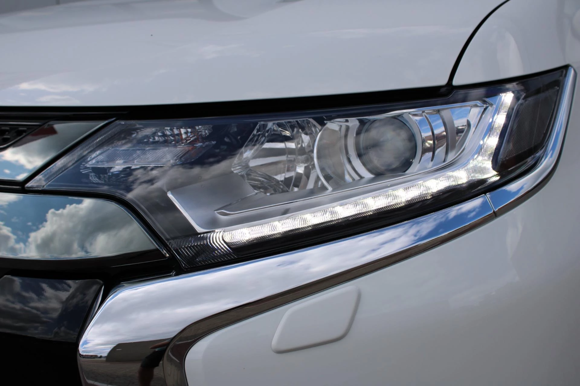 Hoofdafbeelding Mitsubishi Outlander