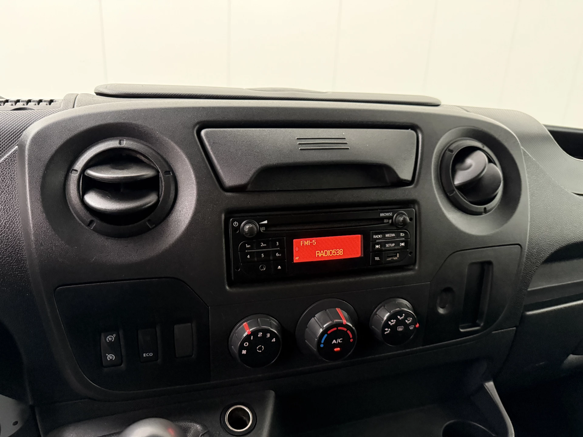 Hoofdafbeelding Nissan NV400