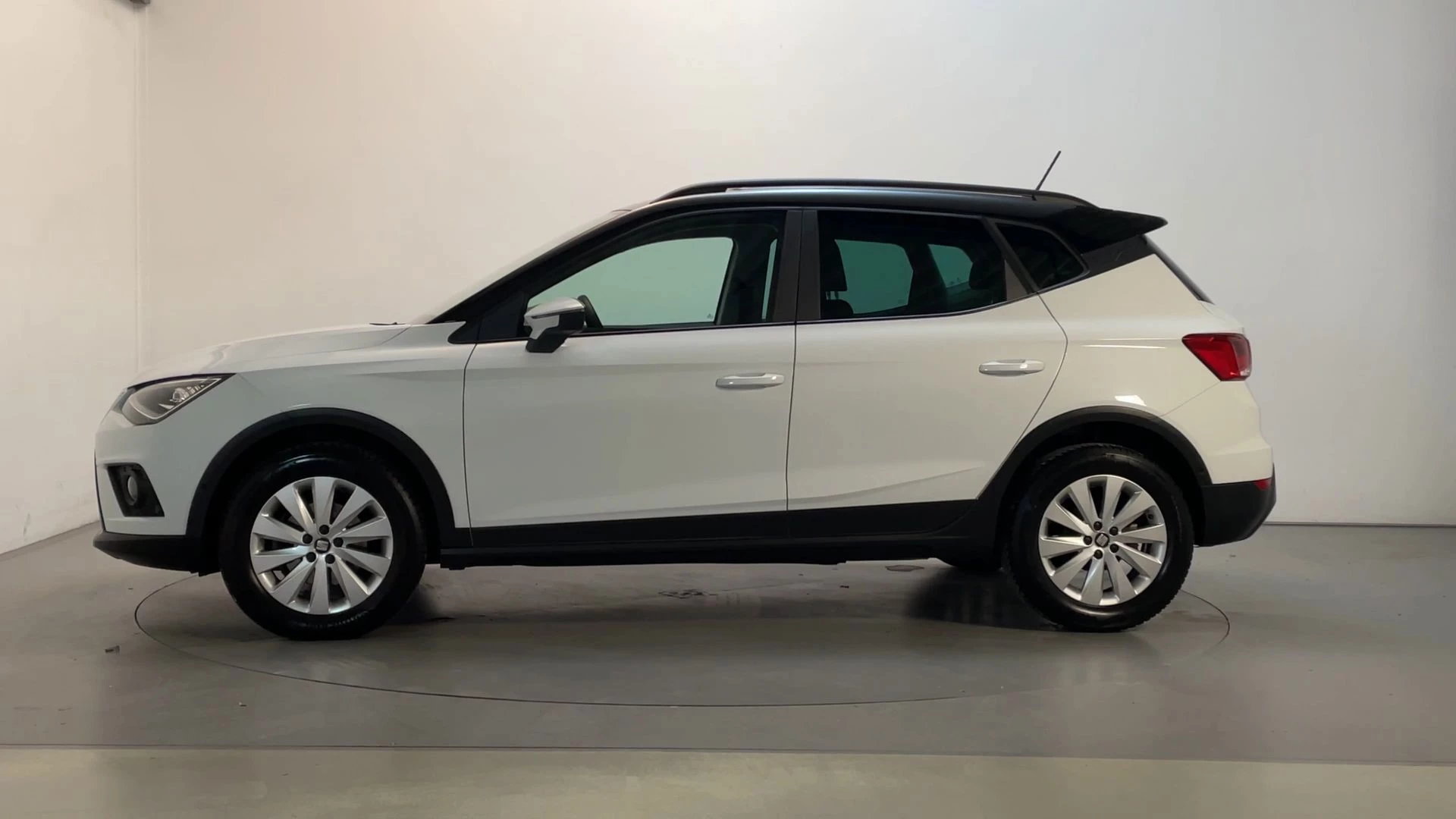 Hoofdafbeelding SEAT Arona