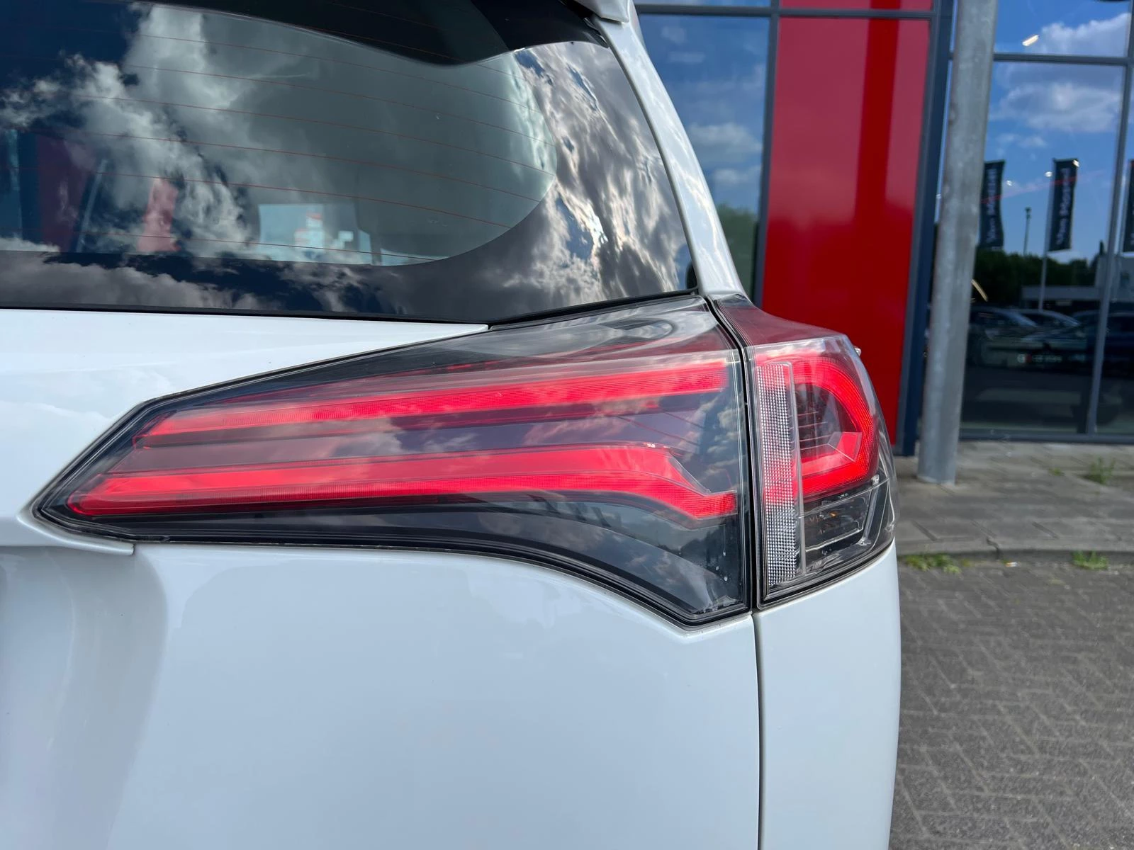 Hoofdafbeelding Toyota RAV4