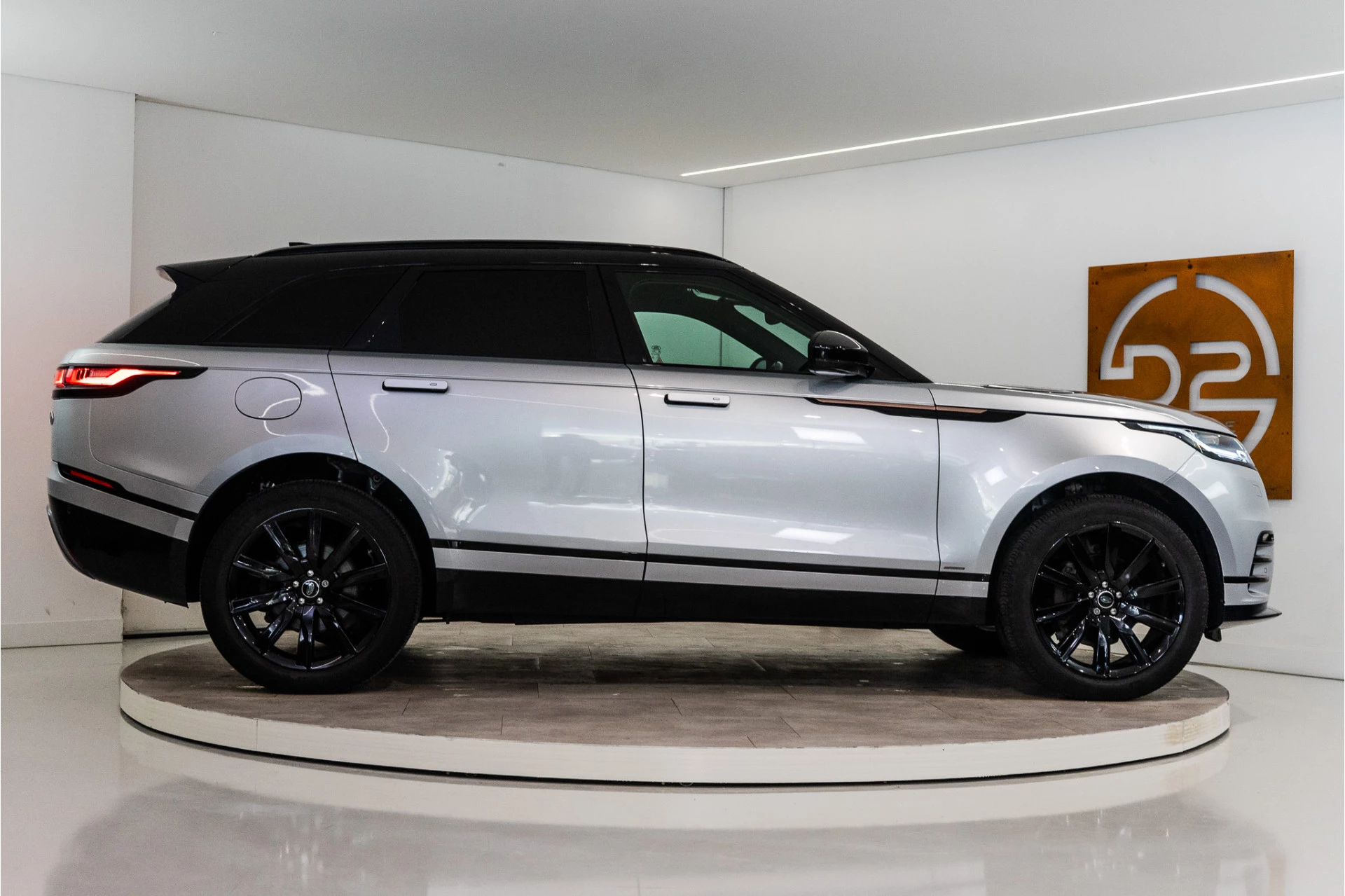 Hoofdafbeelding Land Rover Range Rover Velar