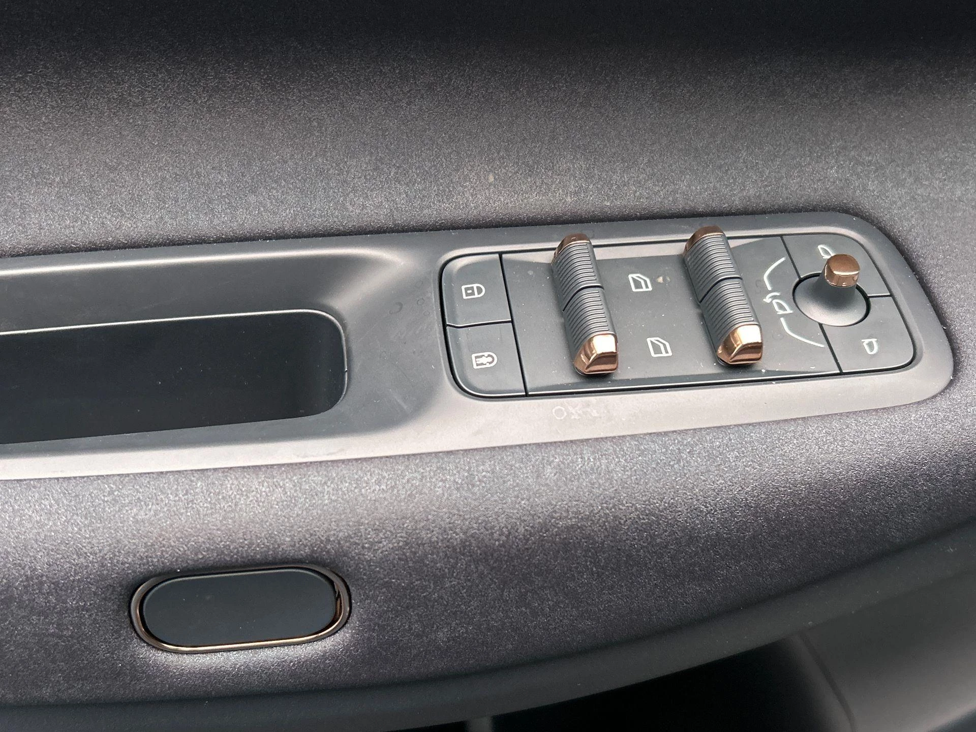 Hoofdafbeelding Lynk & Co 08