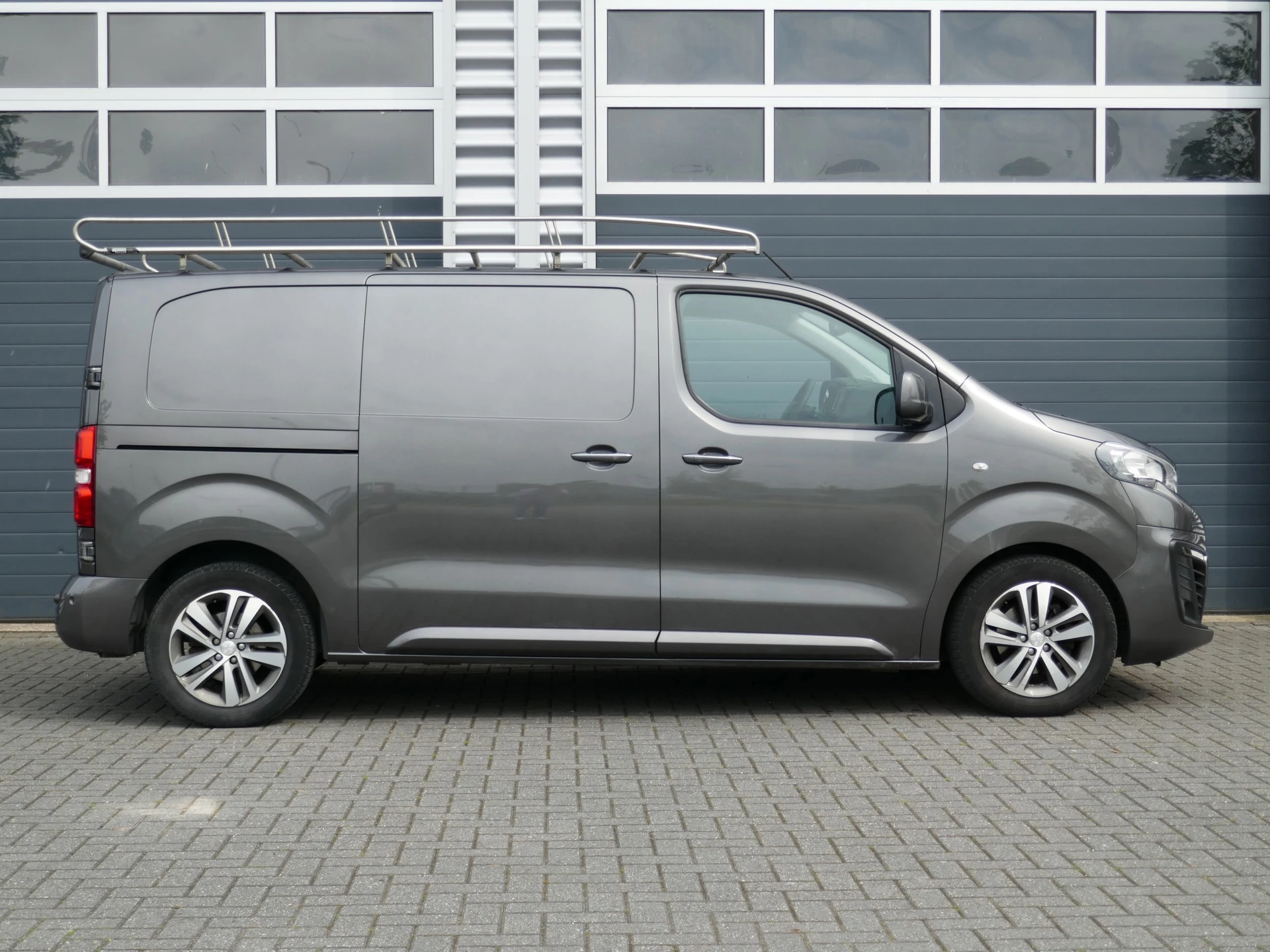 Hoofdafbeelding Peugeot Expert