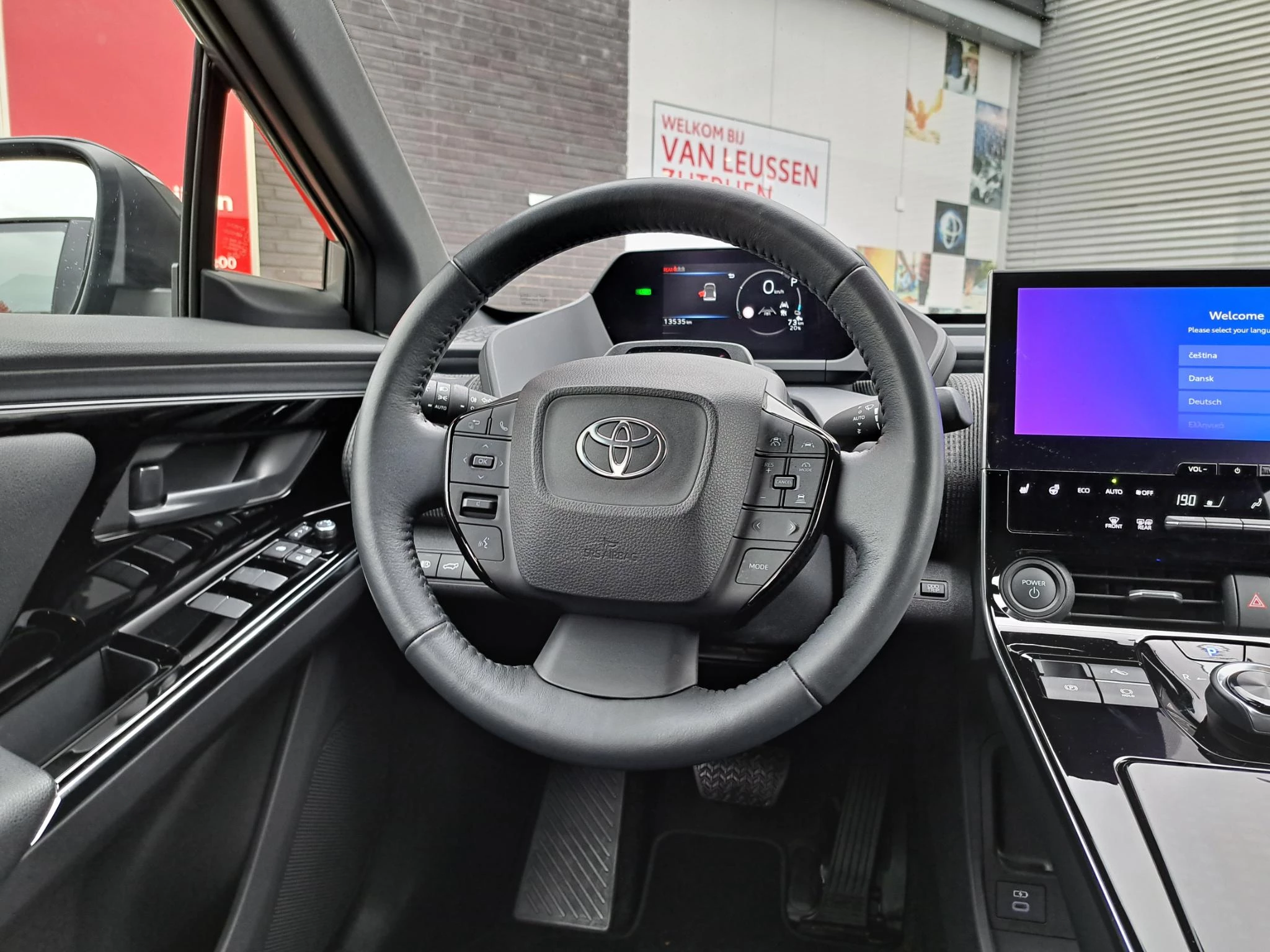 Hoofdafbeelding Toyota bZ4X