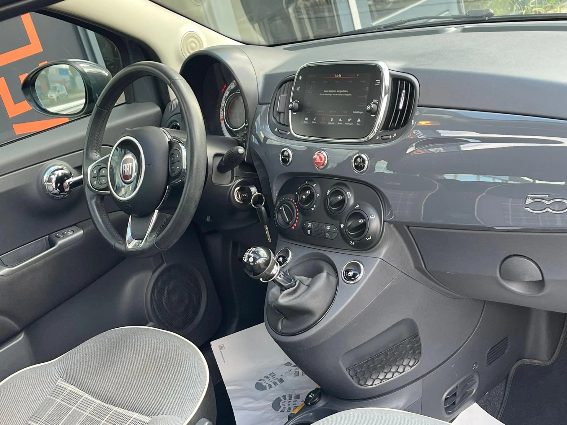 Hoofdafbeelding Fiat 500C