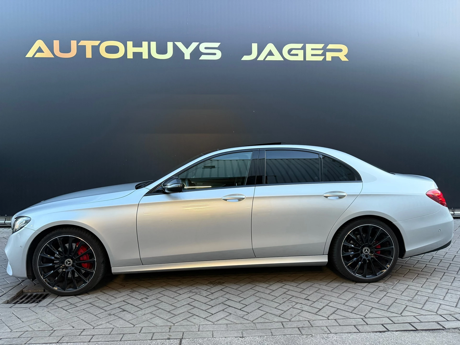 Hoofdafbeelding Mercedes-Benz E-Klasse
