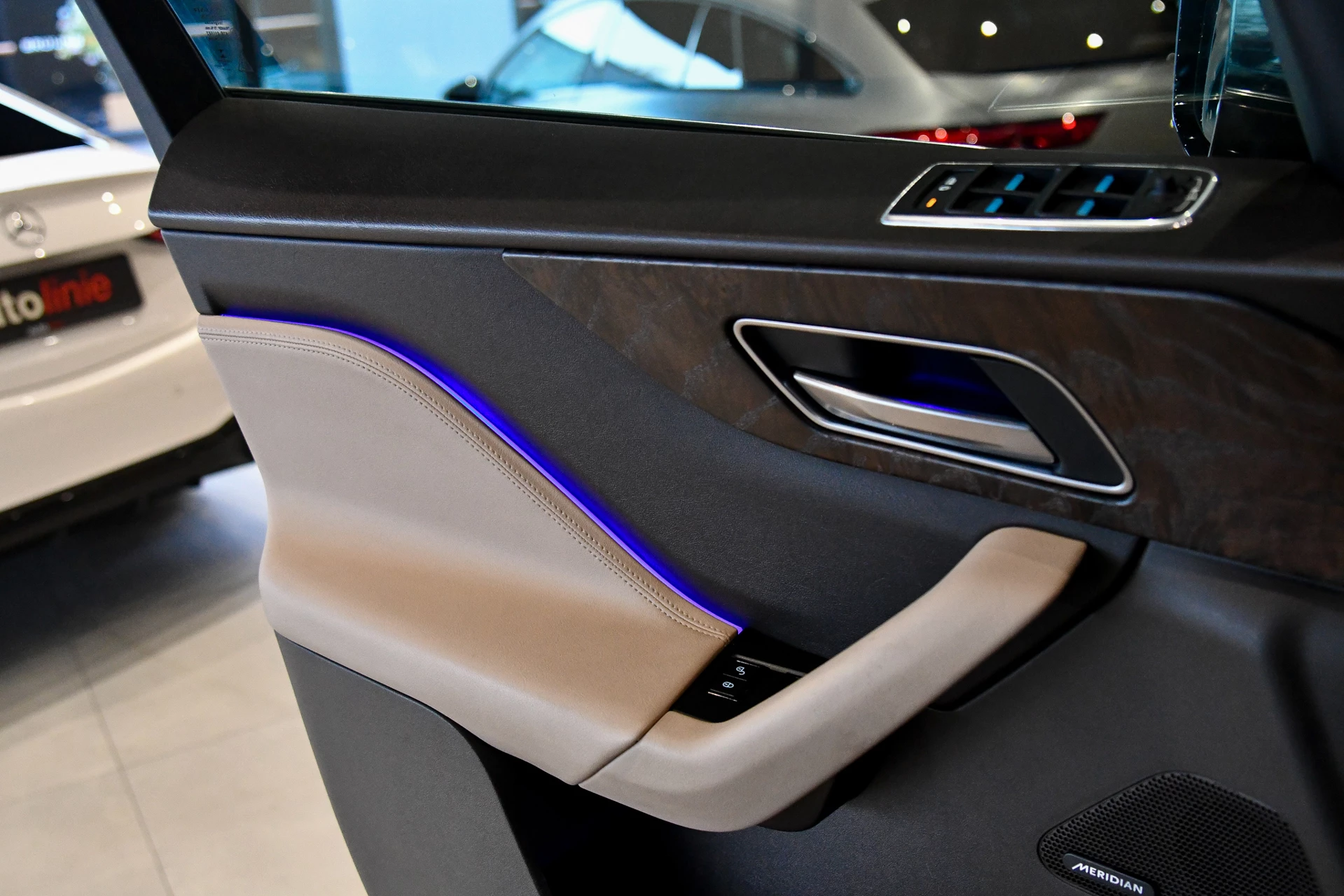 Hoofdafbeelding Jaguar F-PACE