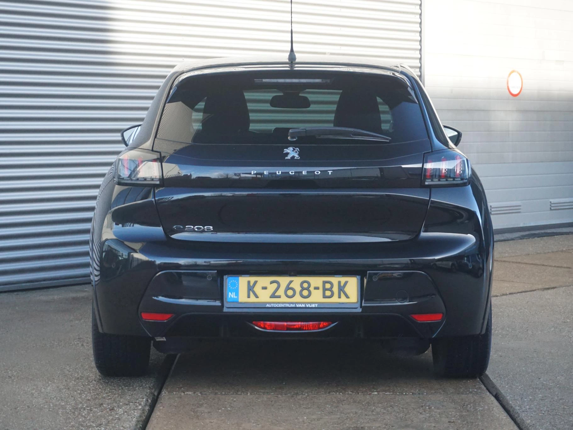 Hoofdafbeelding Peugeot e-208