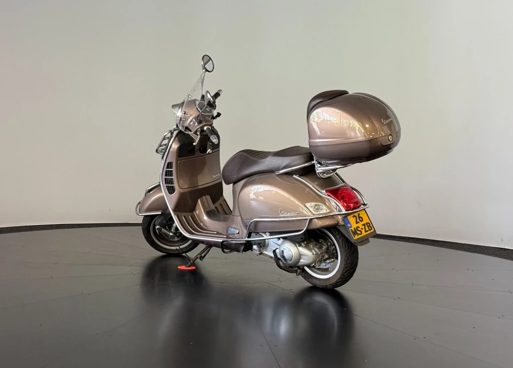 Hoofdafbeelding Vespa GTS