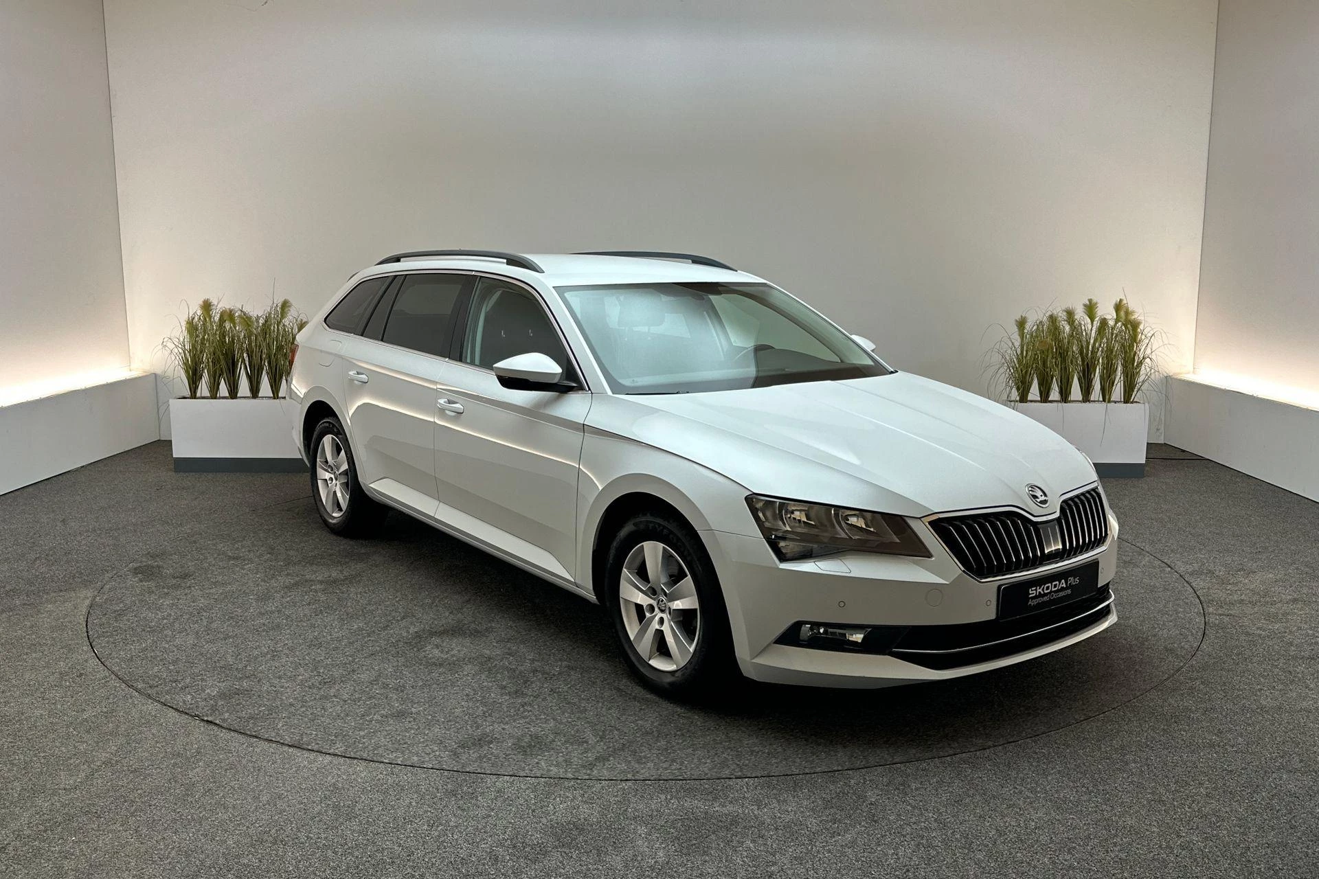 Hoofdafbeelding Škoda Superb