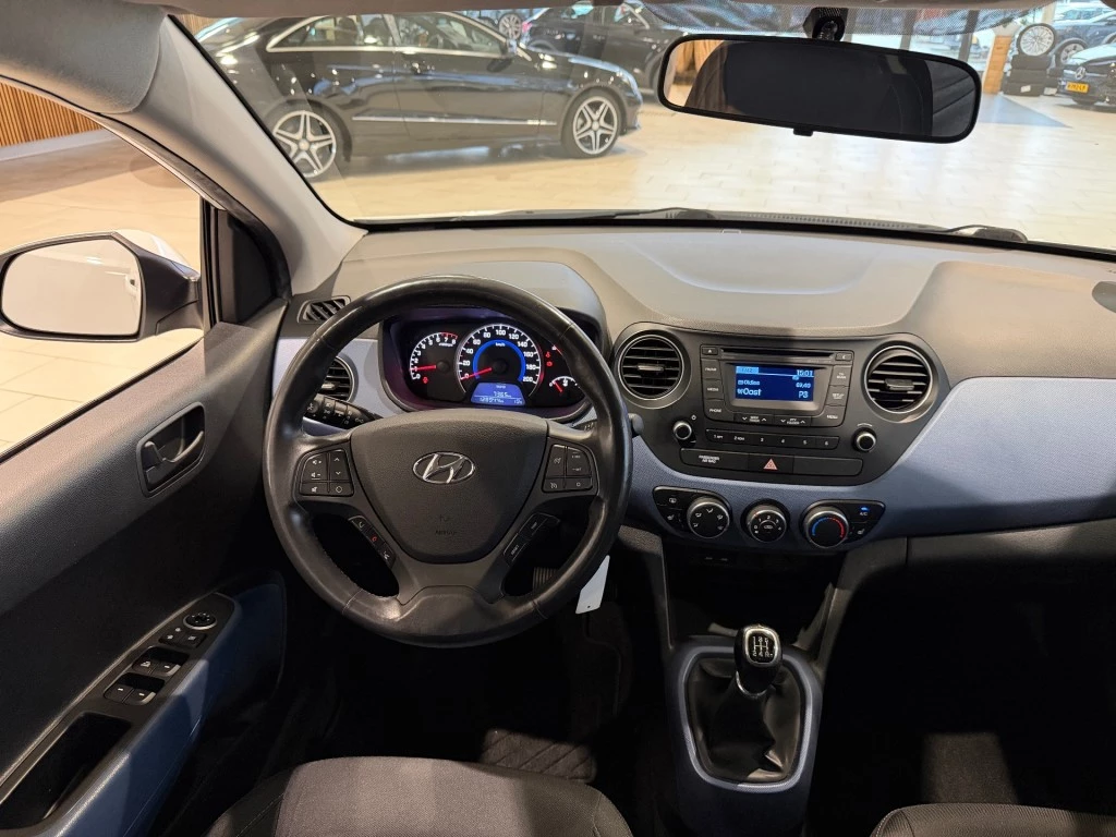 Hoofdafbeelding Hyundai i10