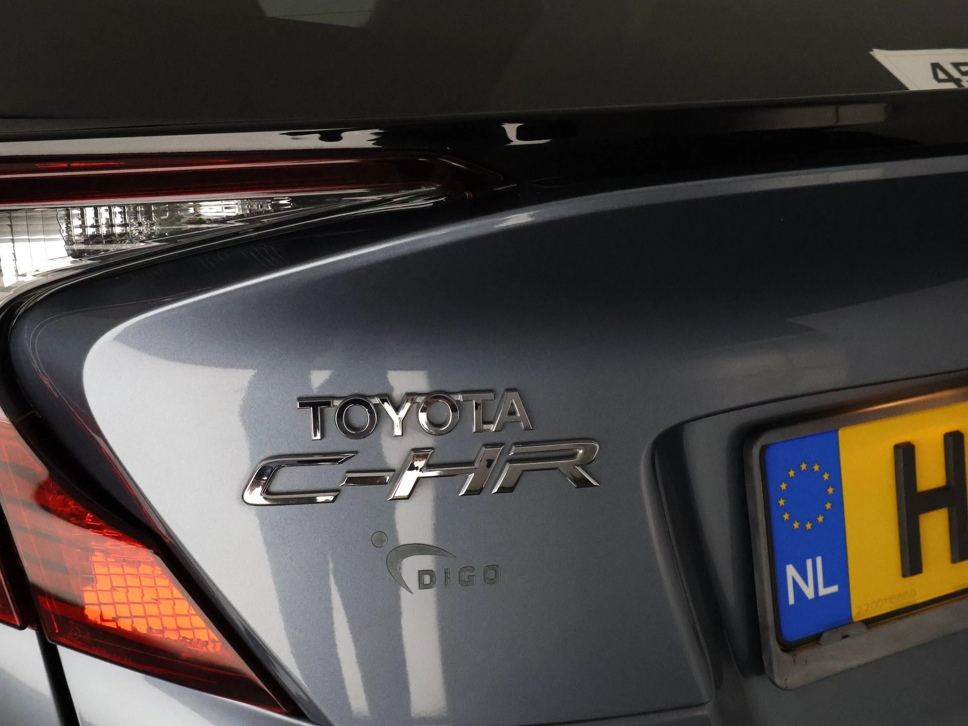 Hoofdafbeelding Toyota C-HR