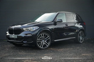 BMW X5 xDrive30d High Executive / Luchtvering / HUD / 22 '' / M-Sport / Skylounge / Adaptive