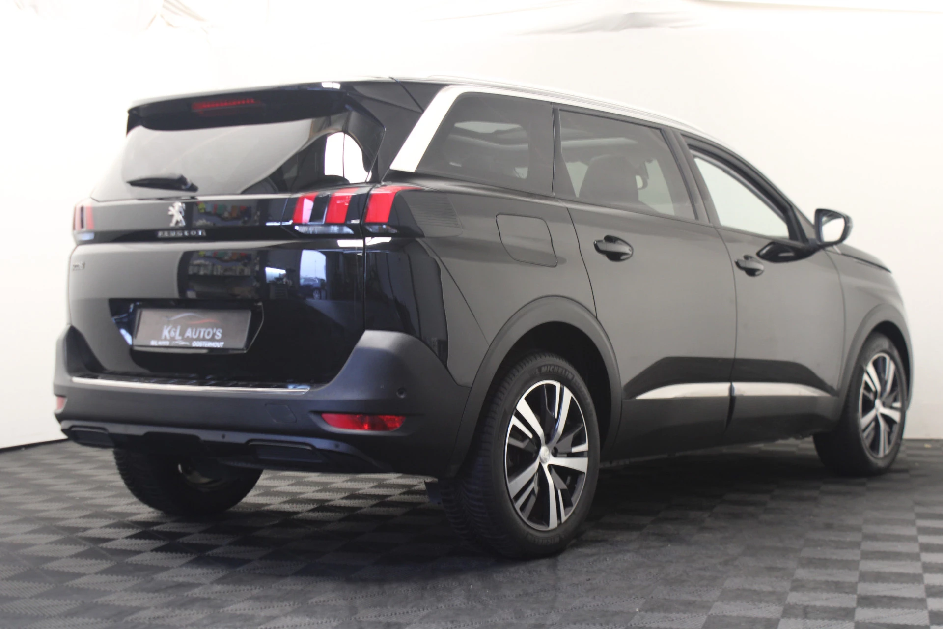 Hoofdafbeelding Peugeot 5008