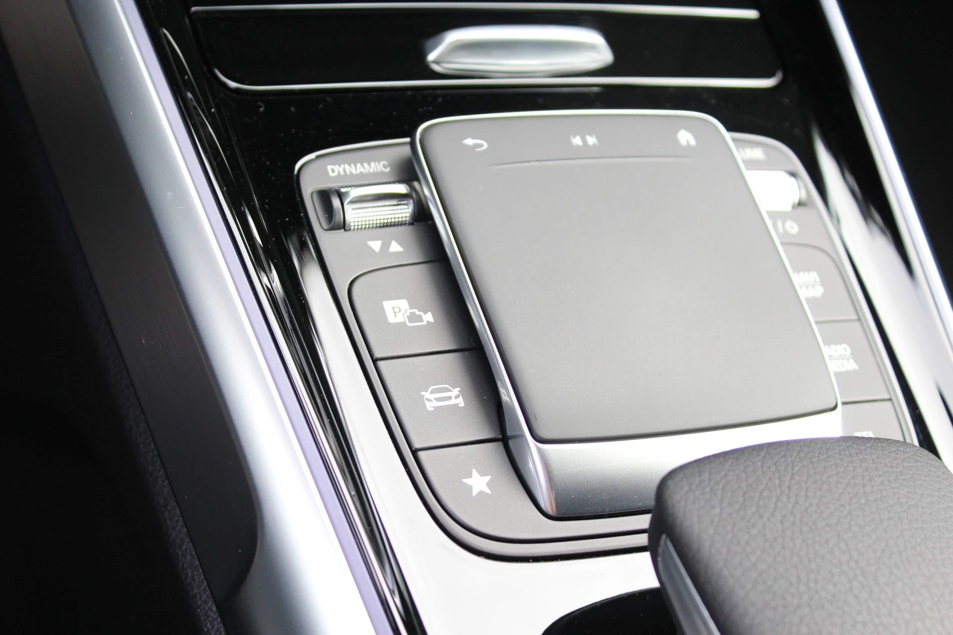 Hoofdafbeelding Mercedes-Benz EQB