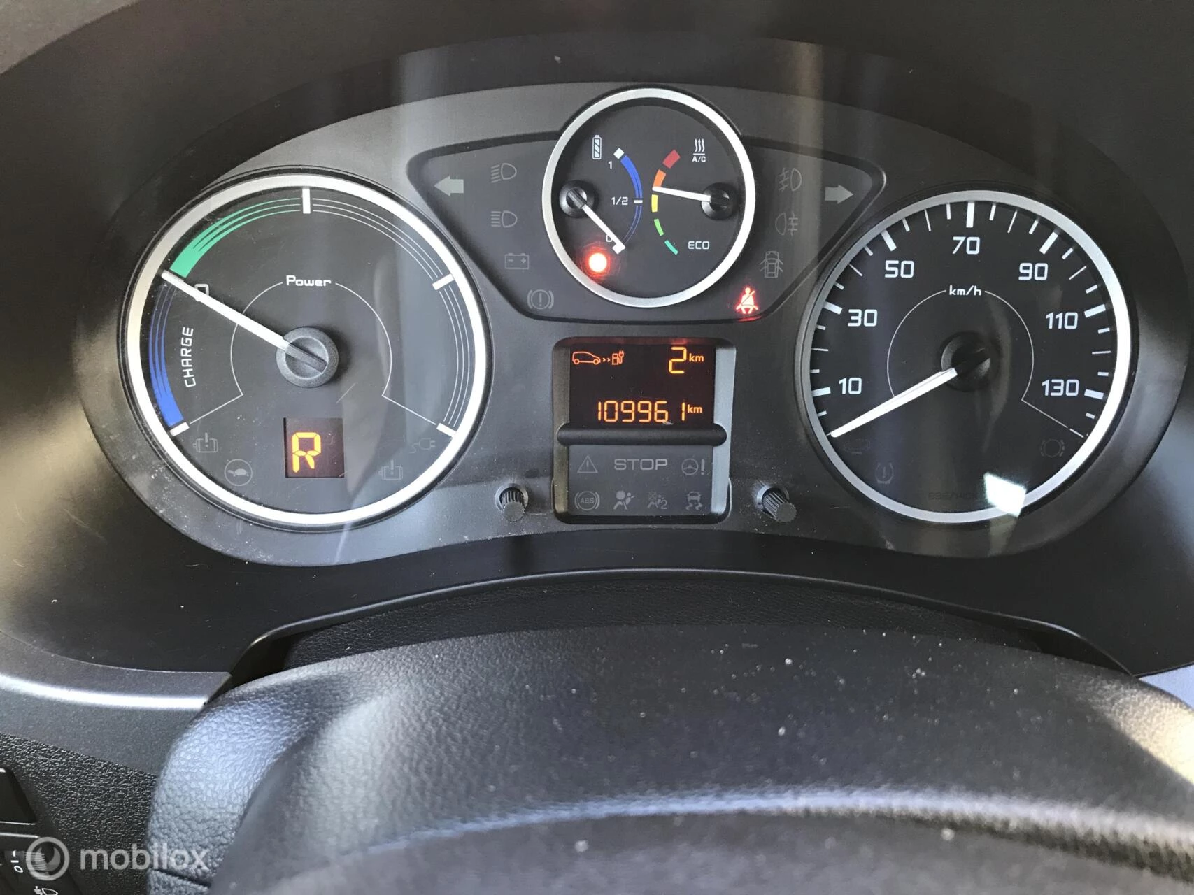 Hoofdafbeelding Peugeot e-Partner