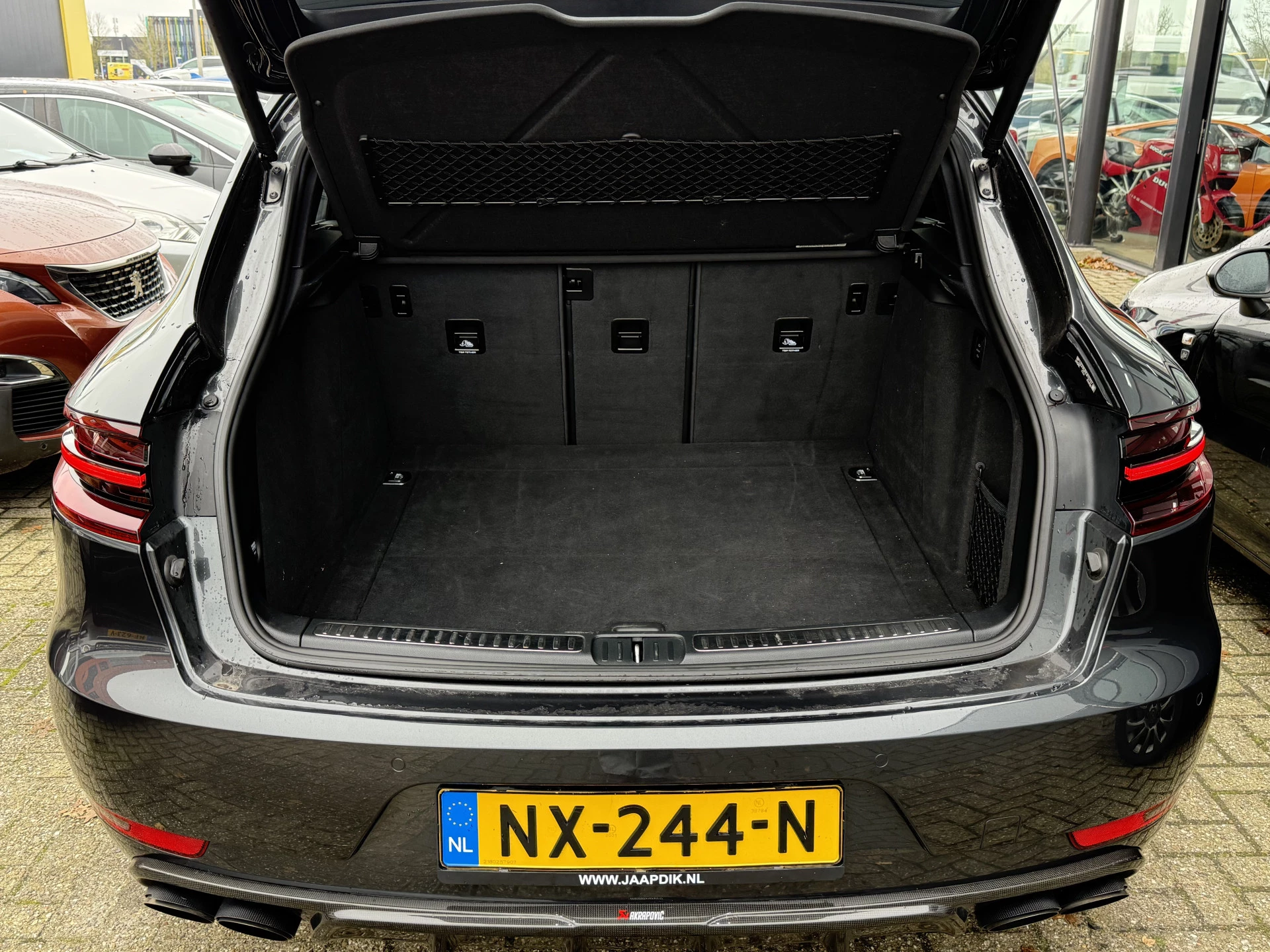 Hoofdafbeelding Porsche Macan