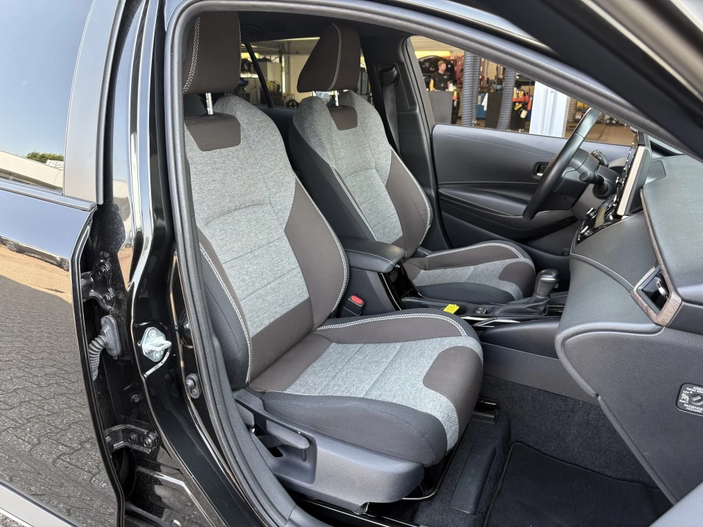 Hoofdafbeelding Toyota Corolla Touring Sports