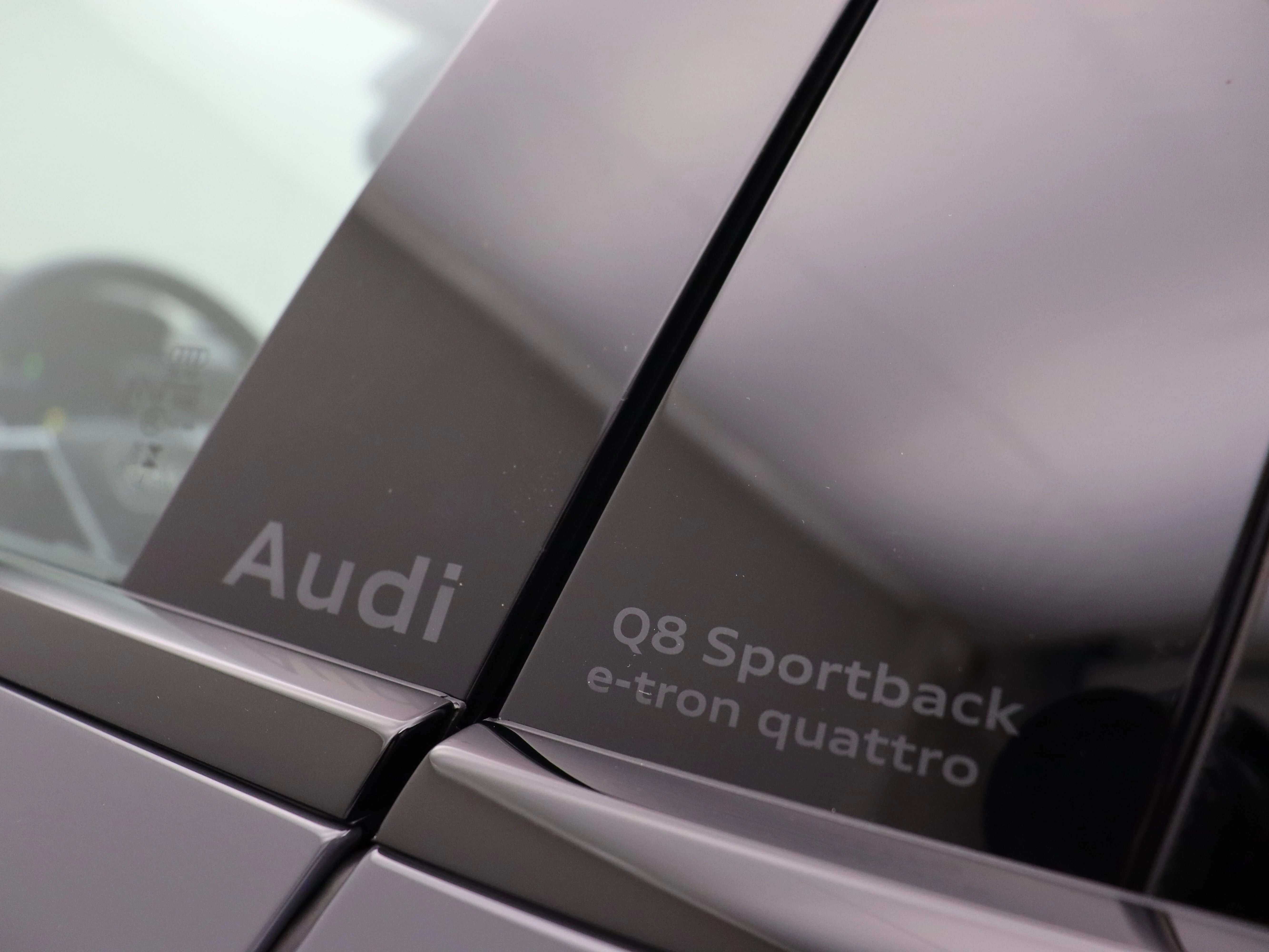 Hoofdafbeelding Audi Q8 Sportback e-tron