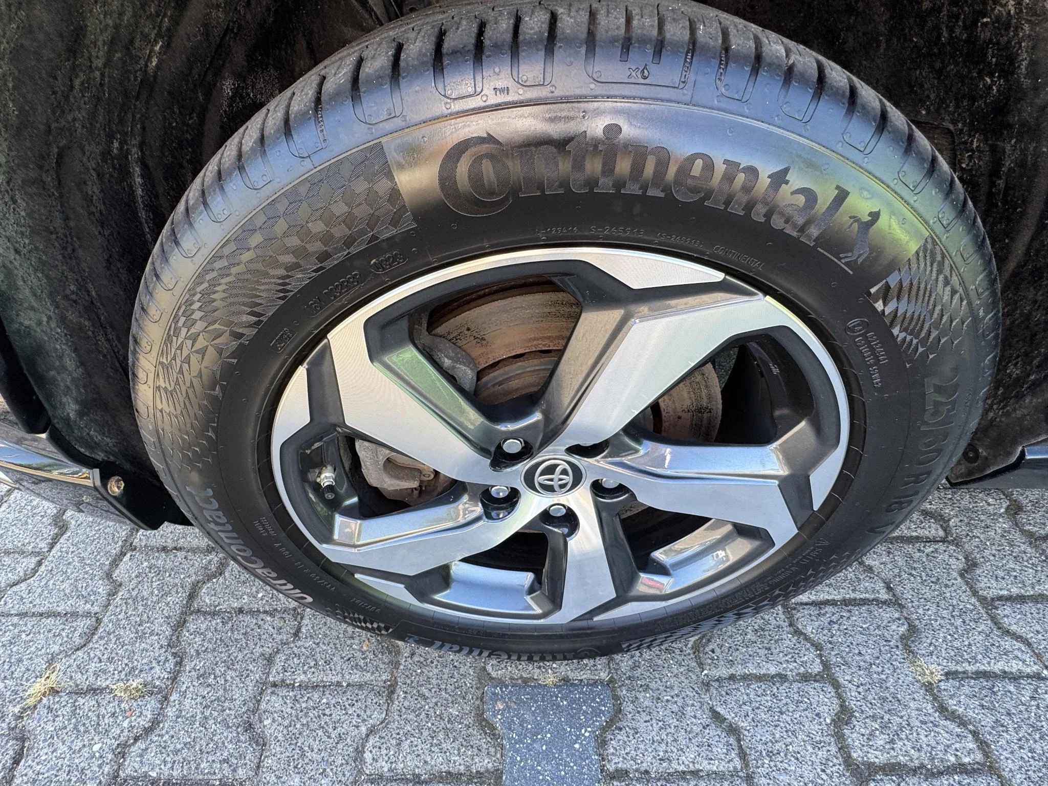Hoofdafbeelding Toyota RAV4