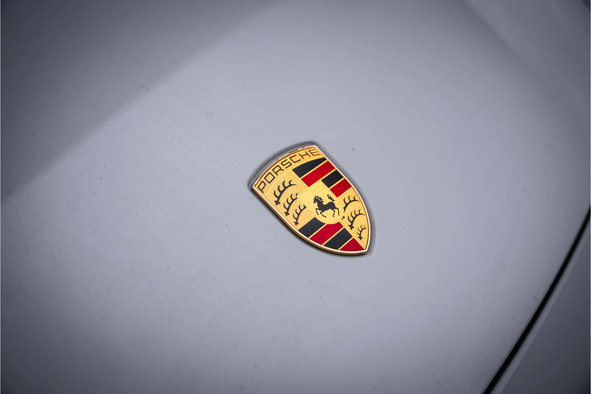 Hoofdafbeelding Porsche Taycan