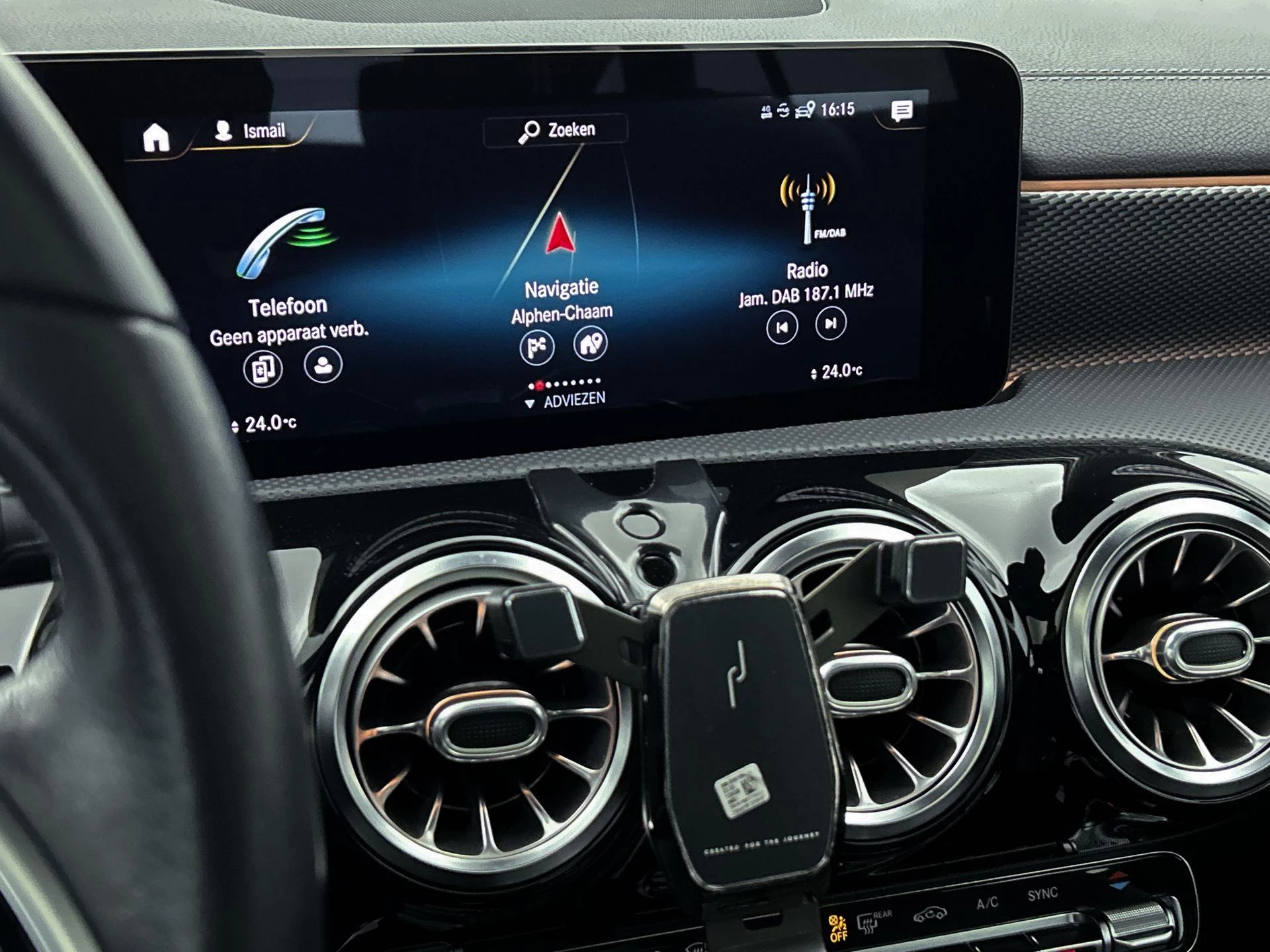 Hoofdafbeelding Mercedes-Benz CLA