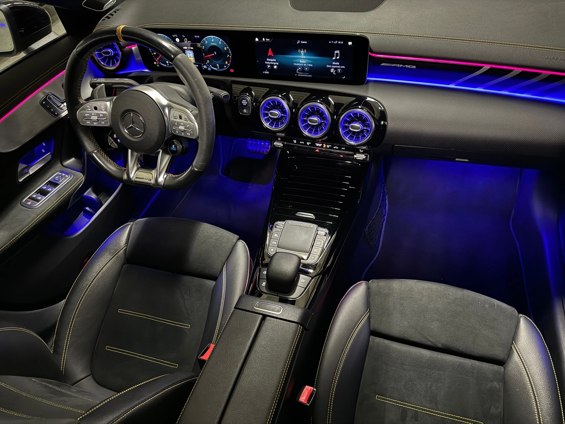 Hoofdafbeelding Mercedes-Benz CLA