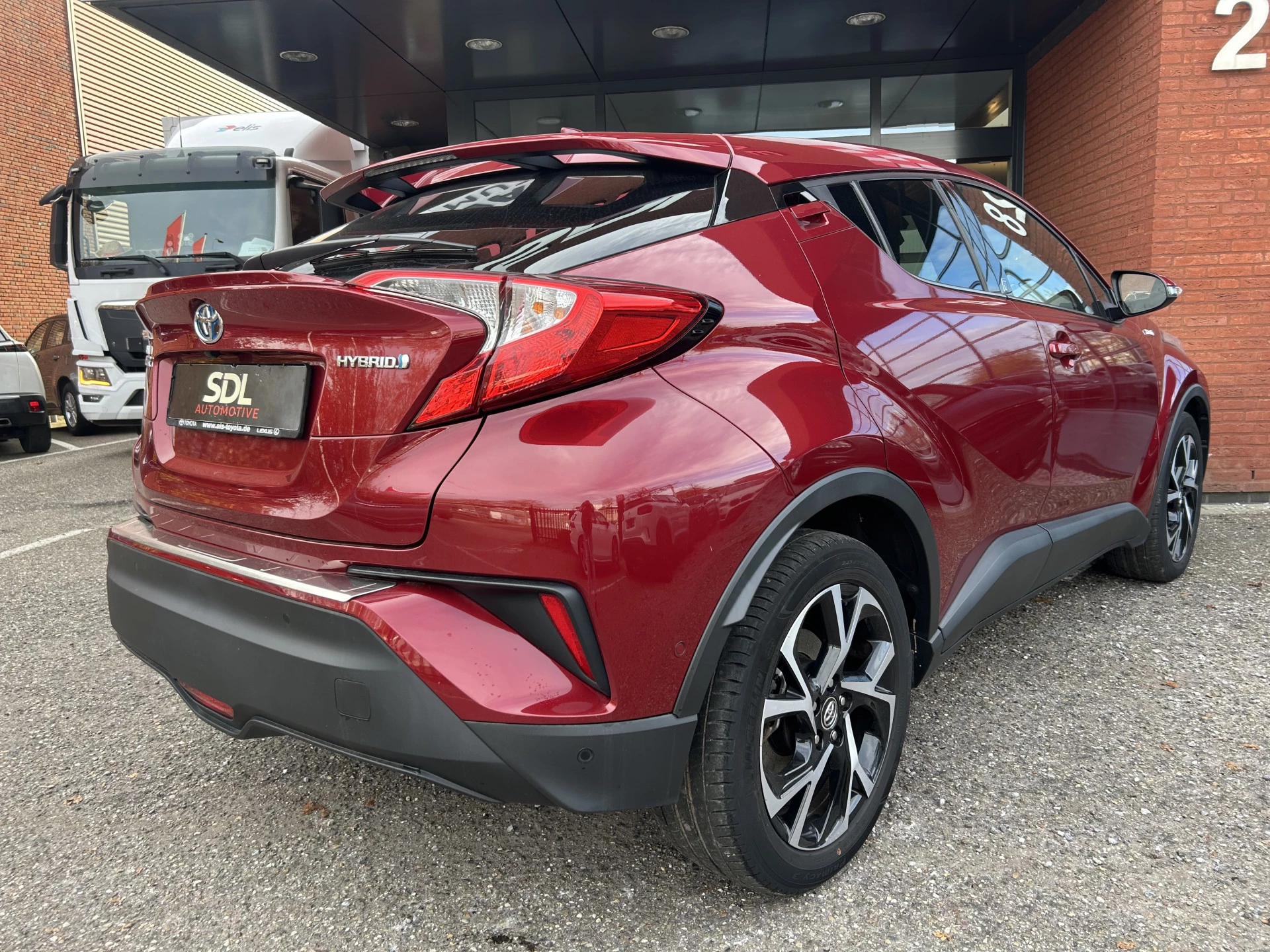 Hoofdafbeelding Toyota C-HR