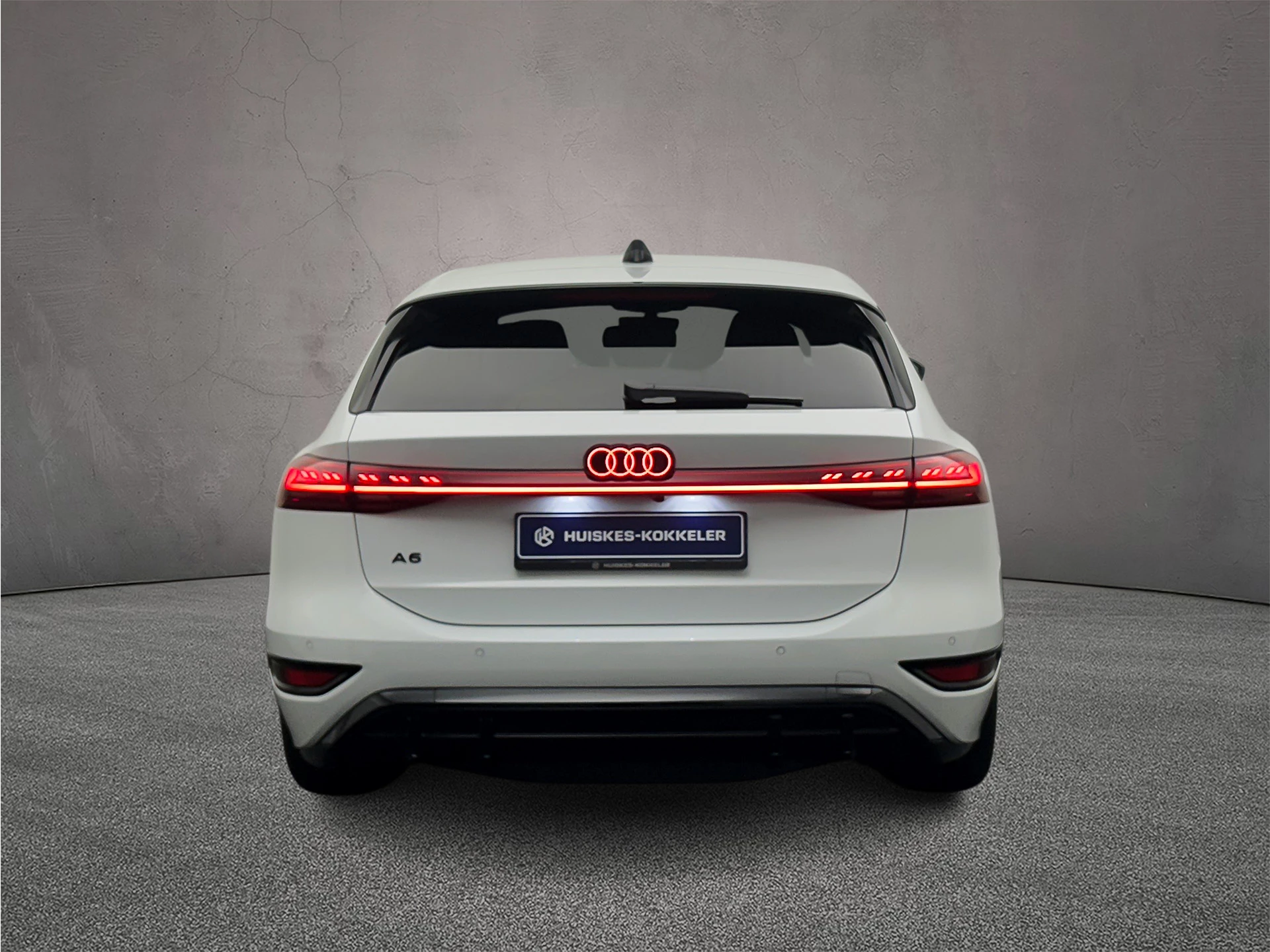 Hoofdafbeelding Audi A6 Avant e-tron
