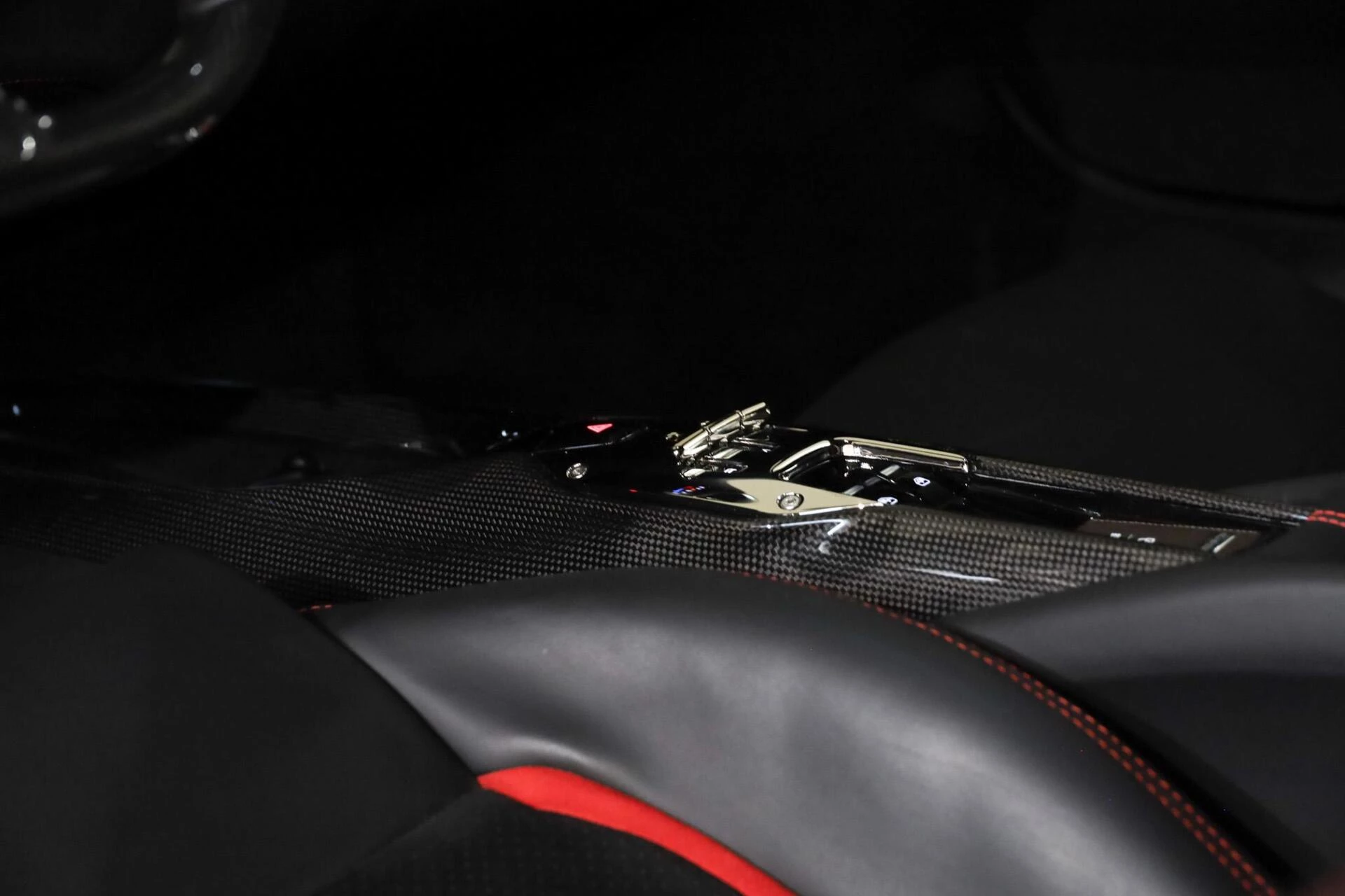 Hoofdafbeelding Ferrari 296