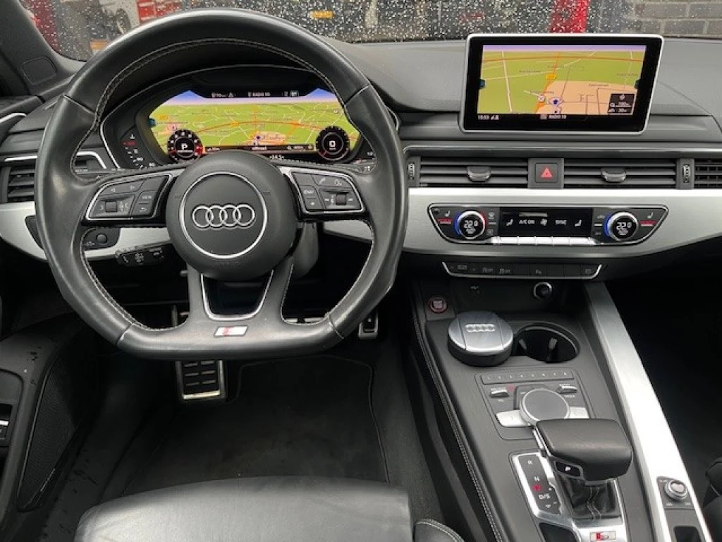 Hoofdafbeelding Audi S4