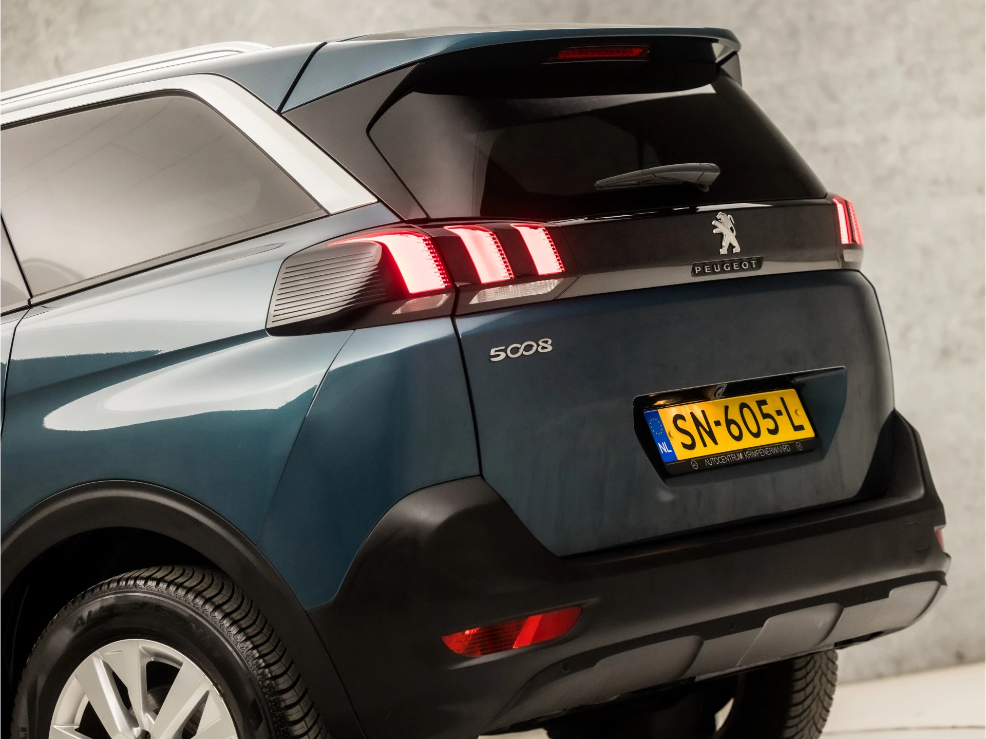 Hoofdafbeelding Peugeot 5008