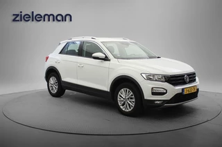 Volkswagen T-Roc 1.0 TSI Style Business - Carplay, Navi, Cruise