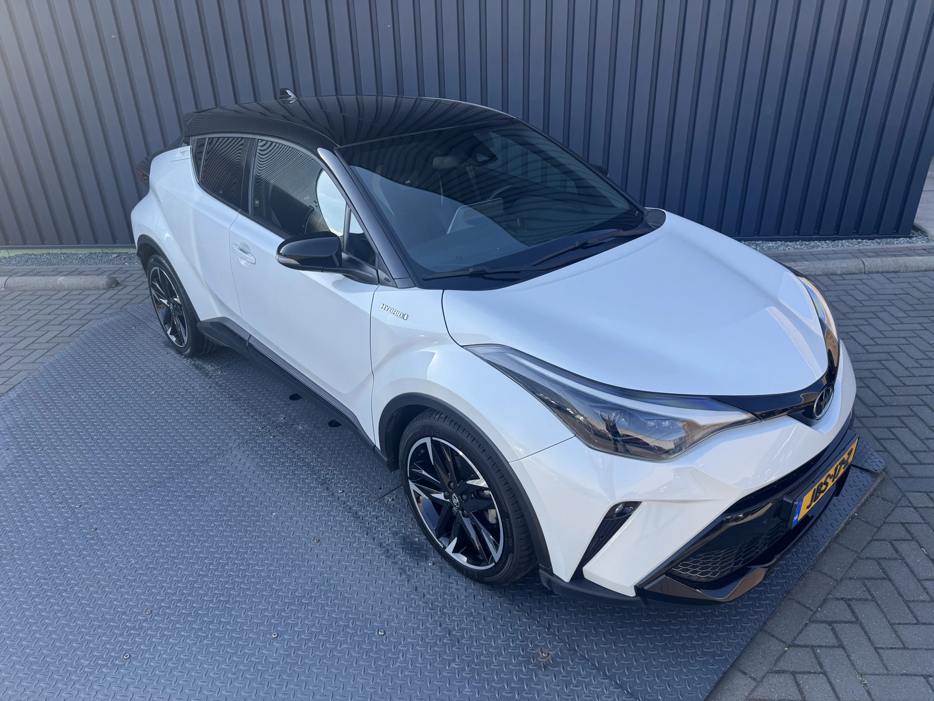 Hoofdafbeelding Toyota C-HR